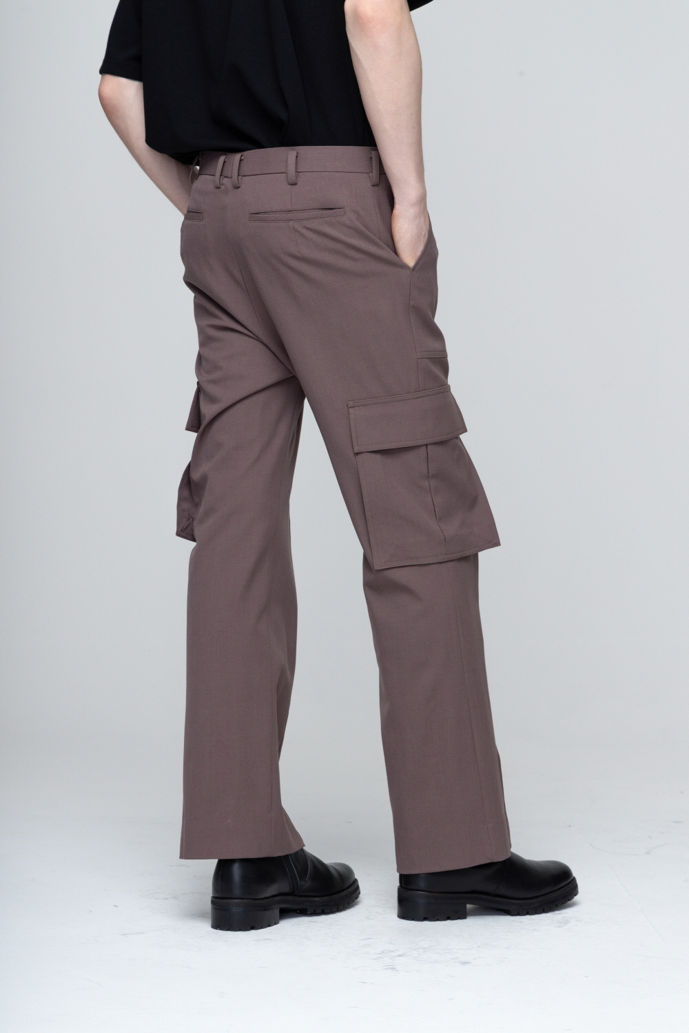 바지 모델 착용 이미지-S1L27