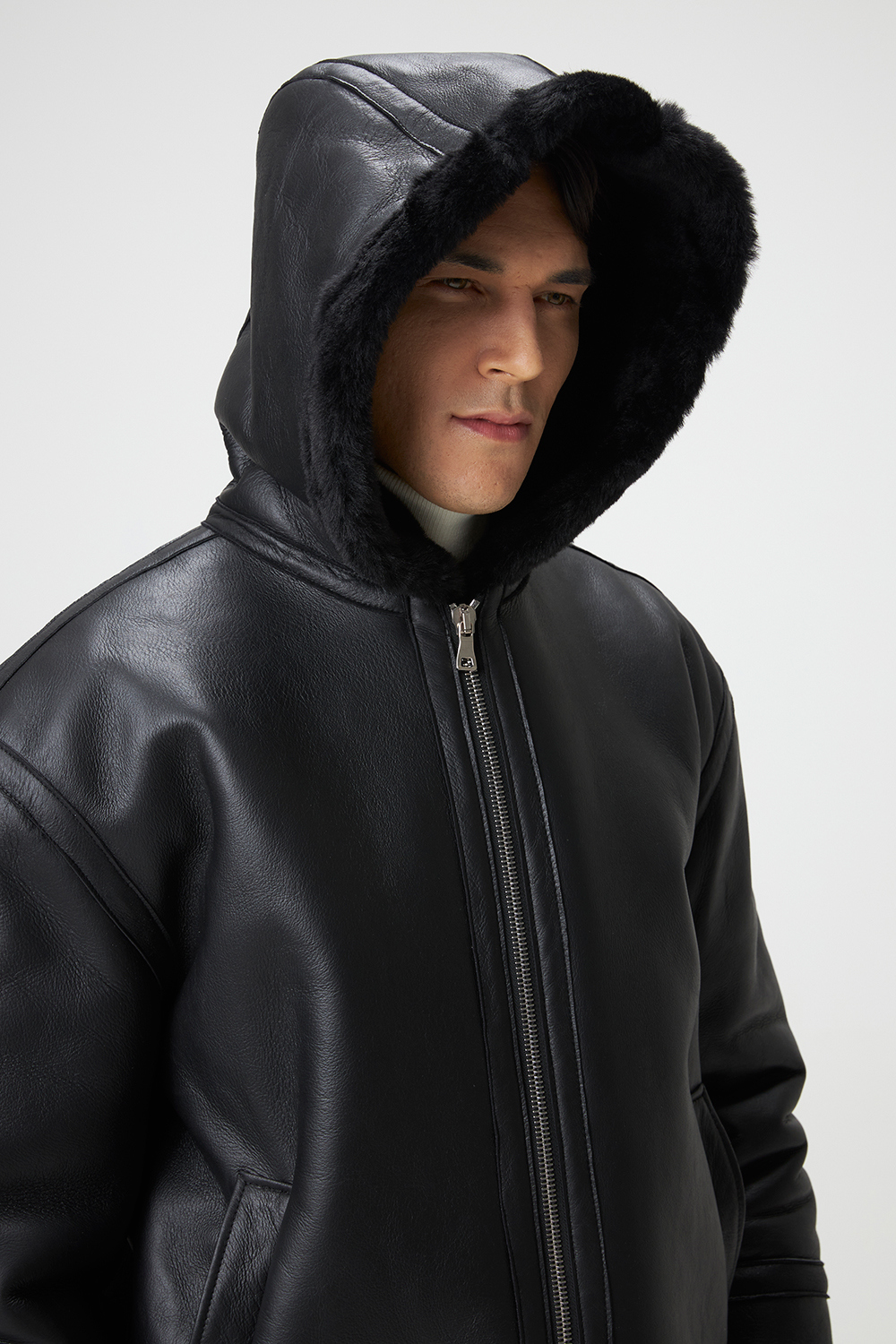 재킷 모델 착용 이미지-S1L44