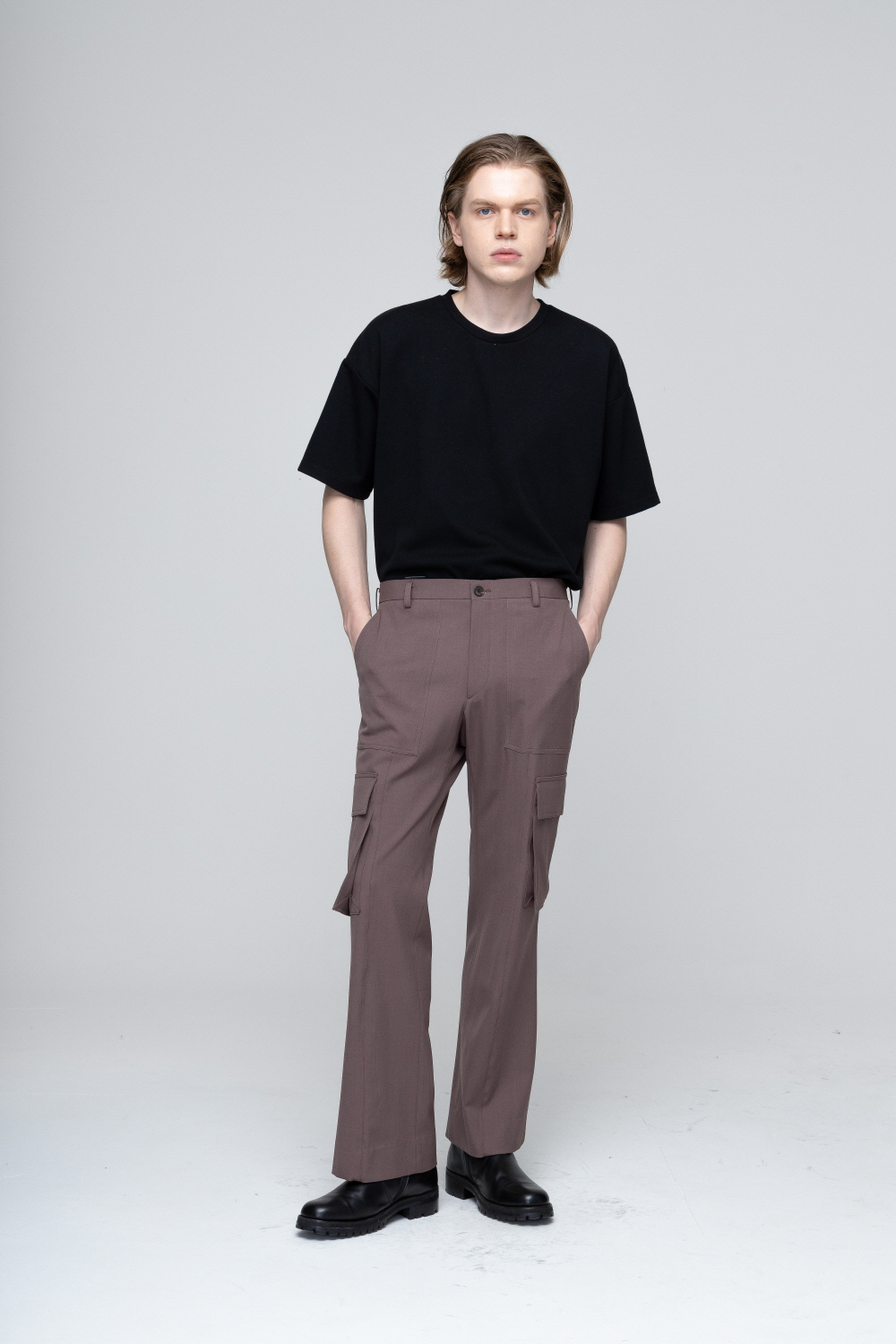 바지 모델 착용 이미지-S1L9