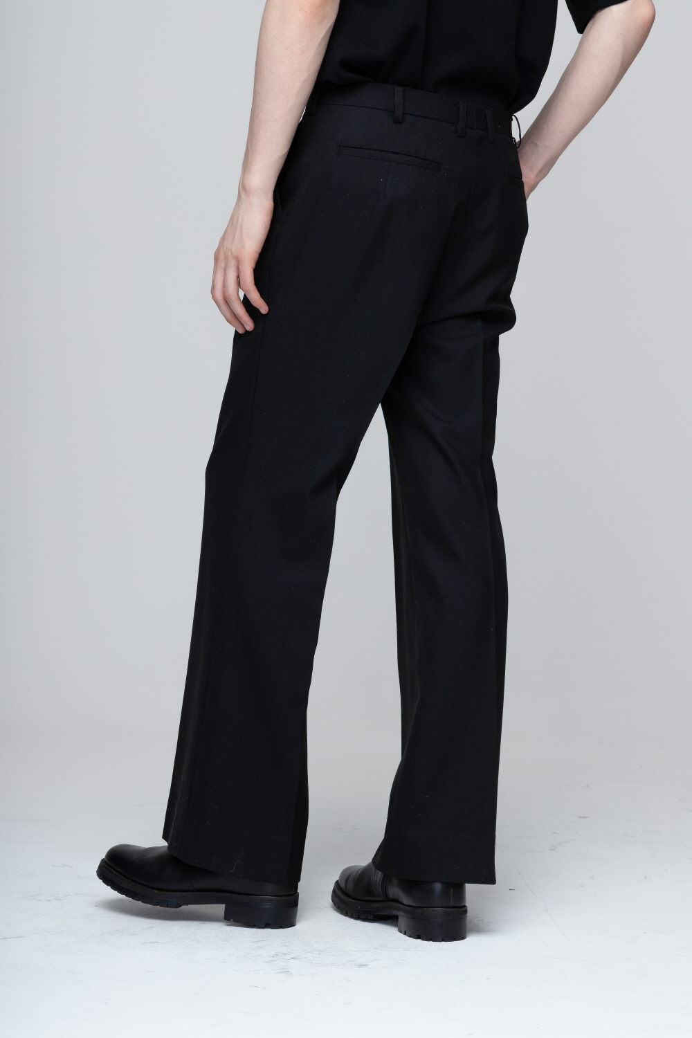 코트 모델 착용 이미지-S2L29