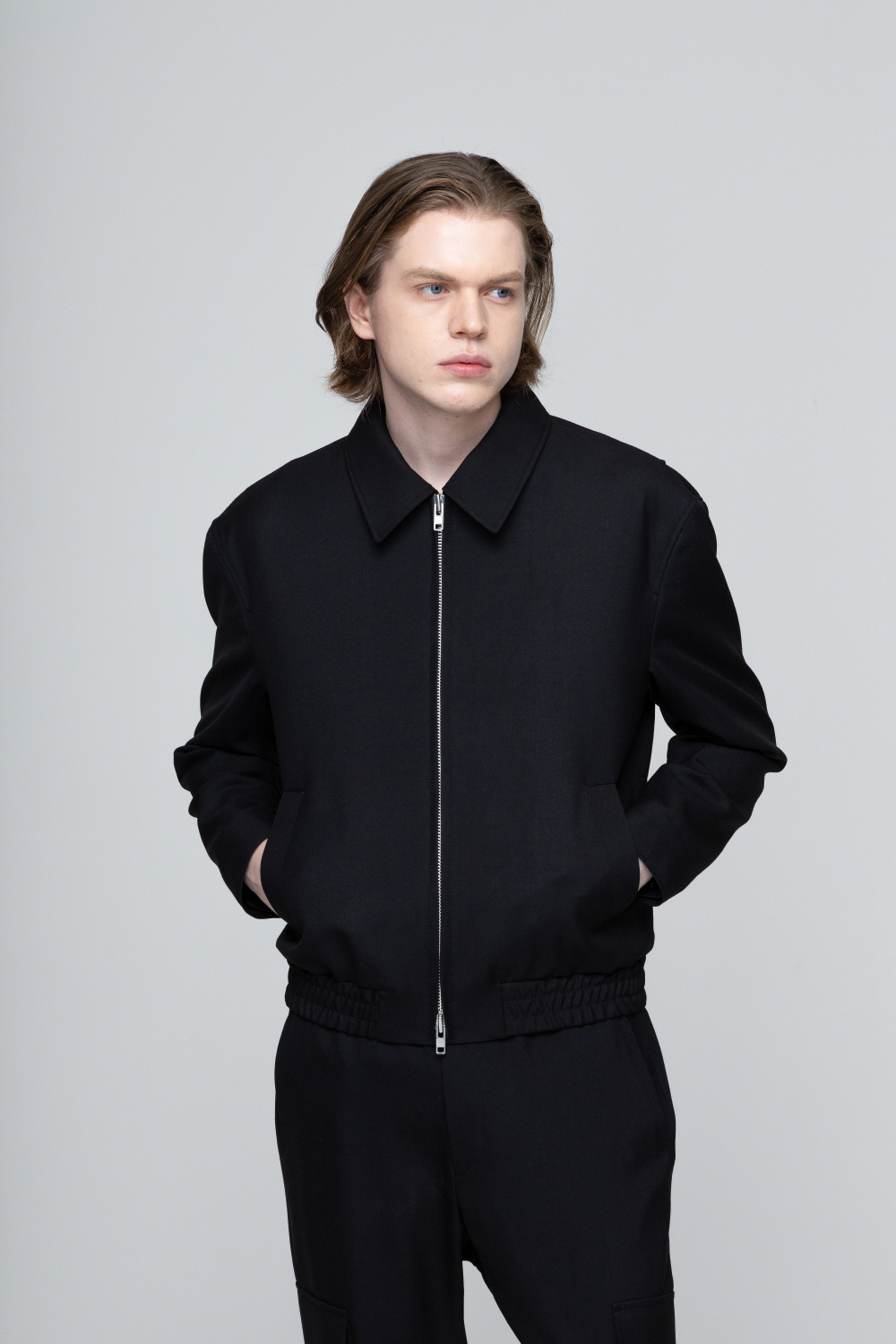 바지 모델 착용 이미지-S1L24