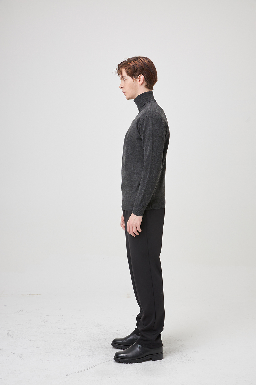 재킷 모델 착용 이미지-S1L3