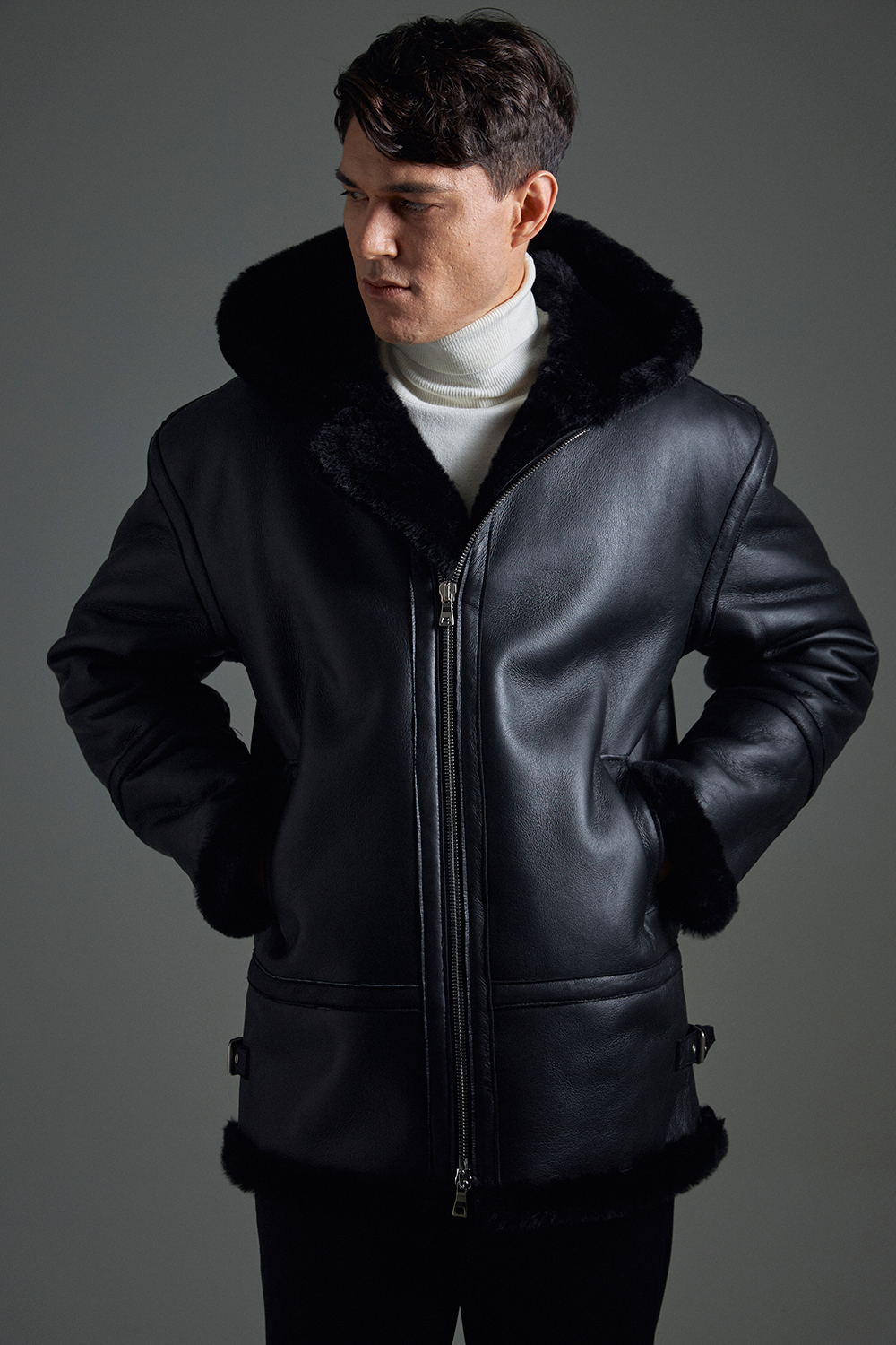 재킷 모델 착용 이미지-S1L10