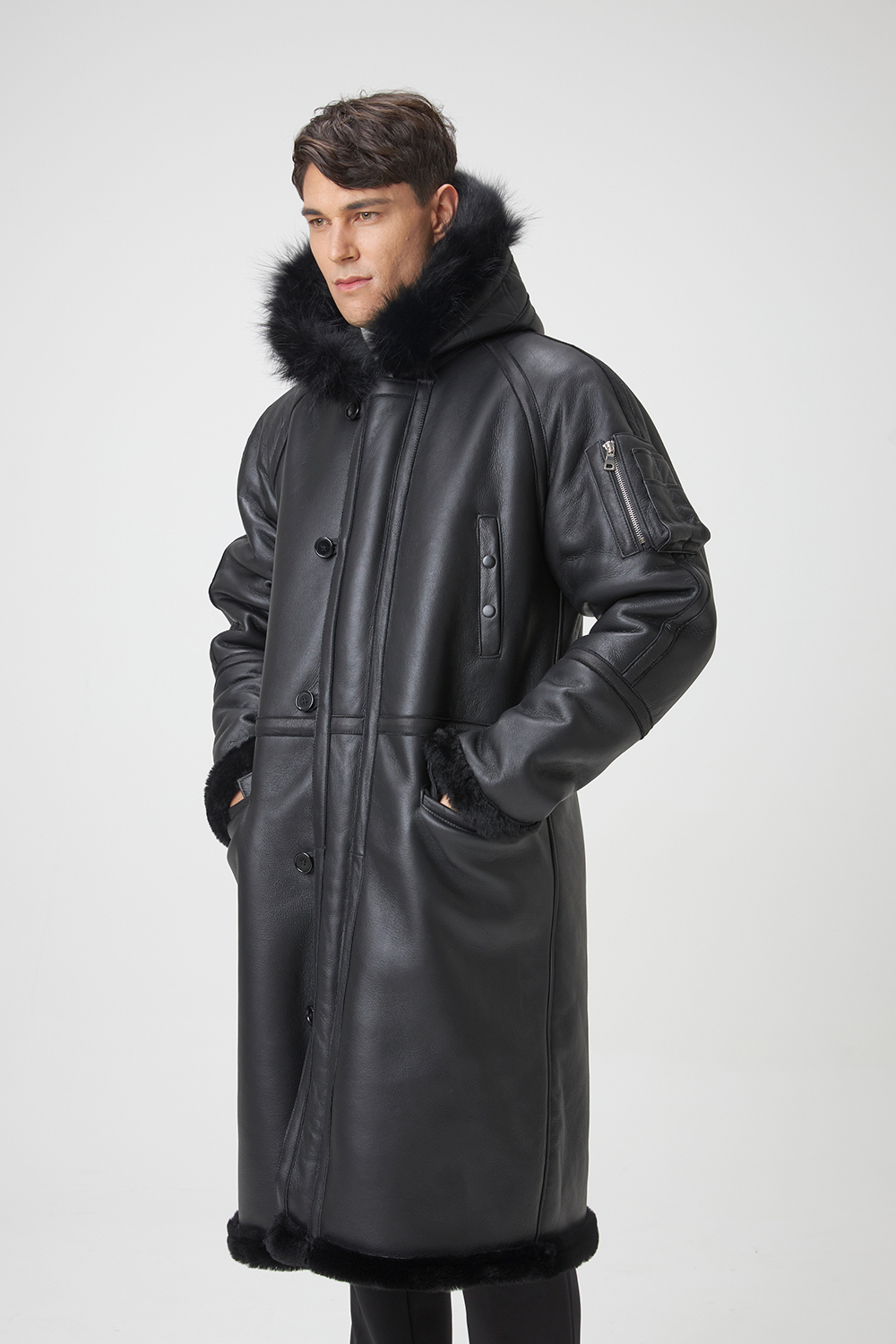 코트 모델 착용 이미지-S1L3