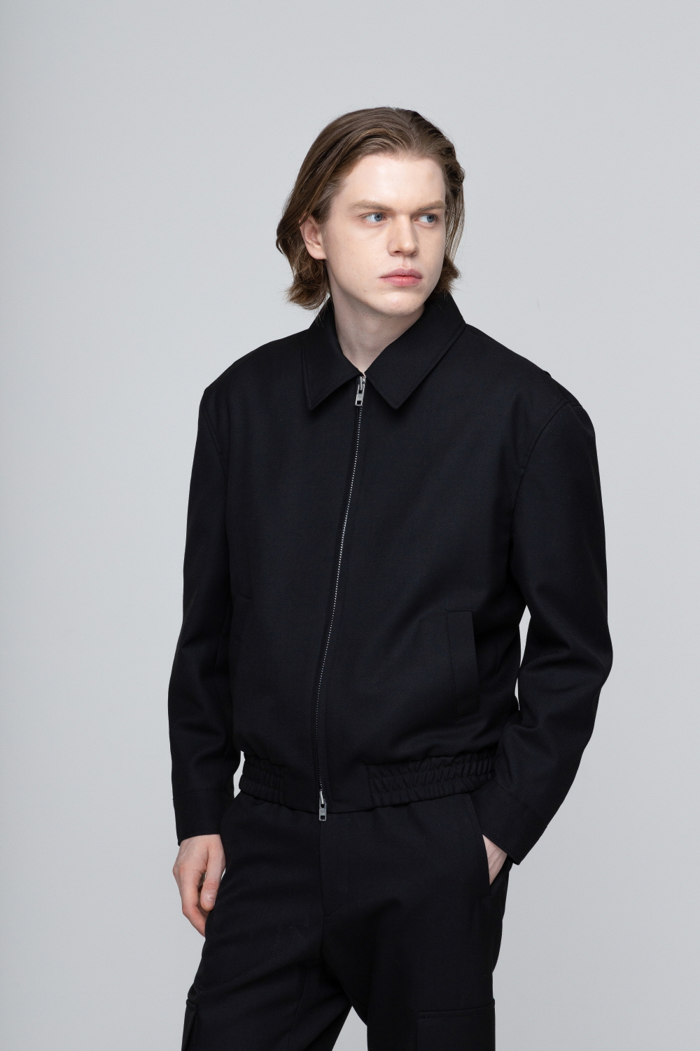 바지 모델 착용 이미지-S1L21