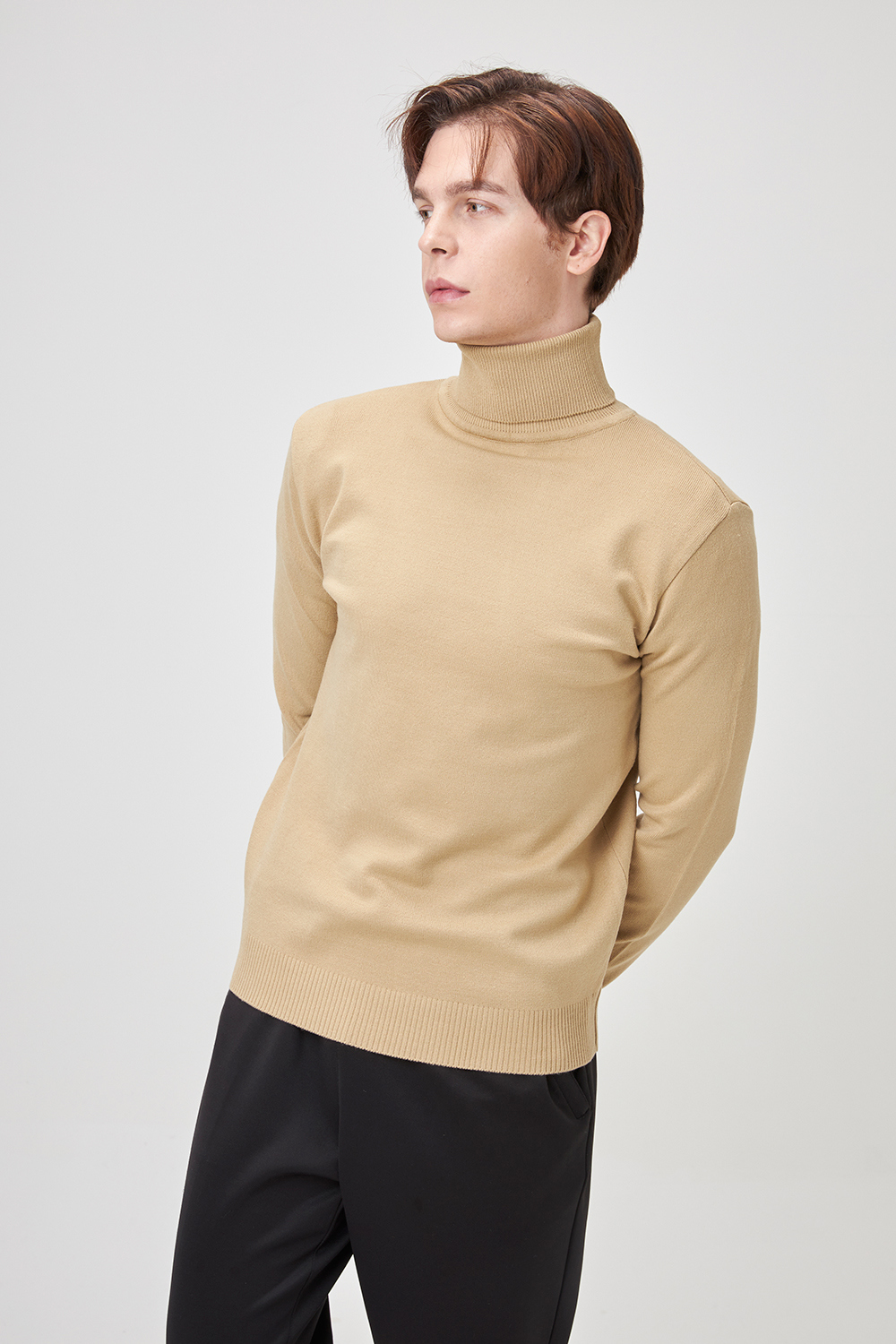 재킷 모델 착용 이미지-S1L8