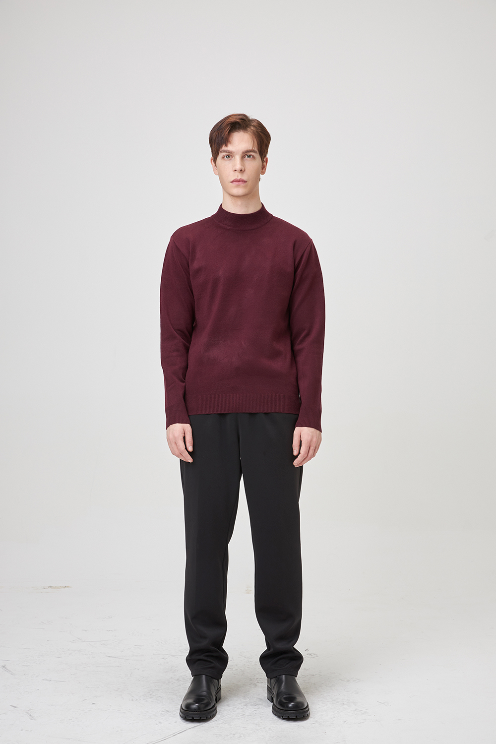 긴팔 티셔츠 모델 착용 이미지-S2L2