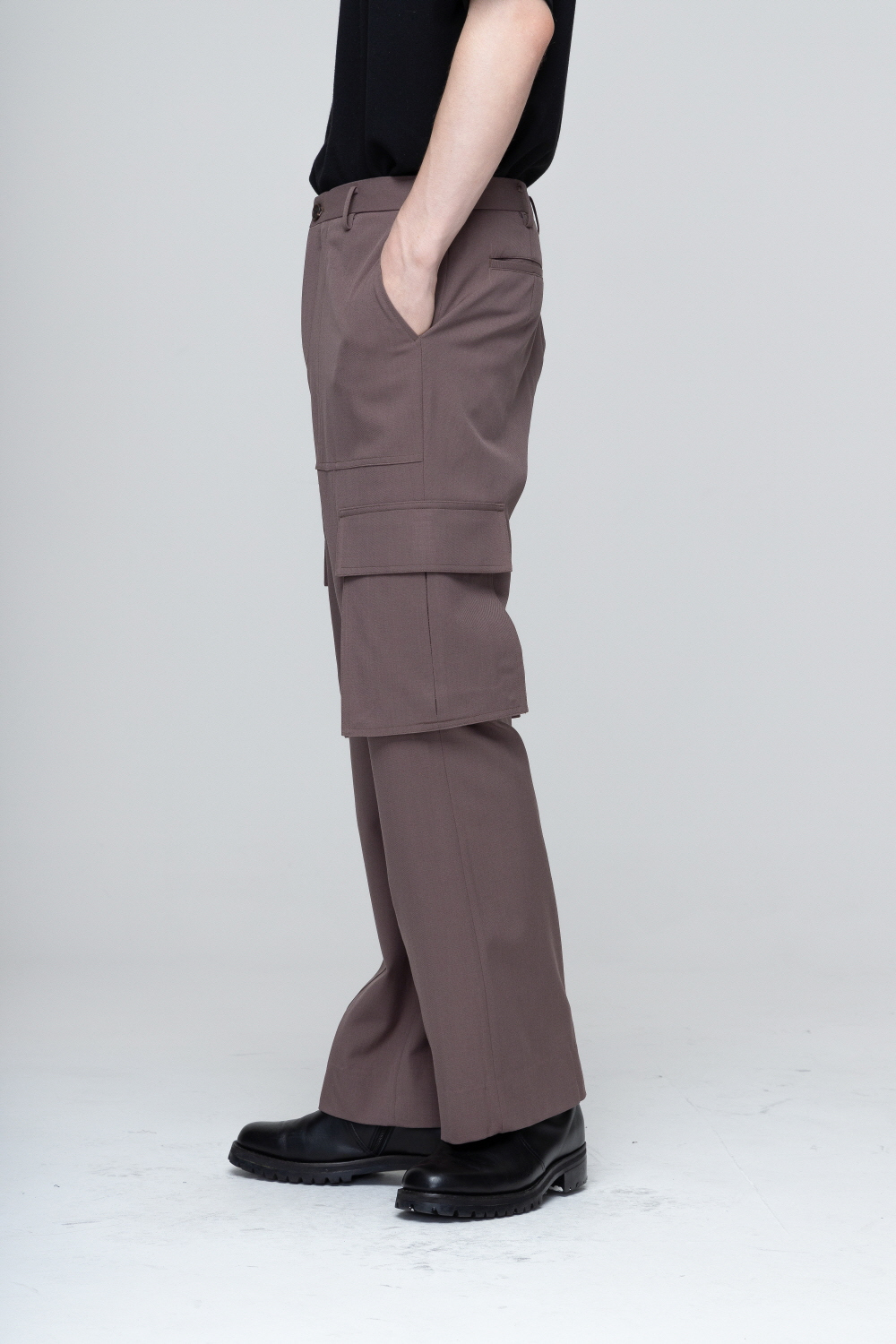 바지 모델 착용 이미지-S1L22