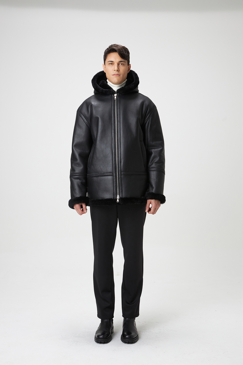 재킷 모델 착용 이미지-S5L1