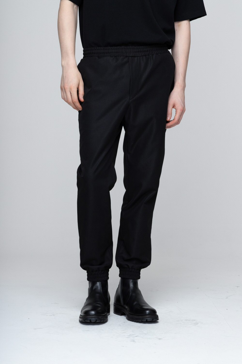 바지 모델 착용 이미지-S1L15