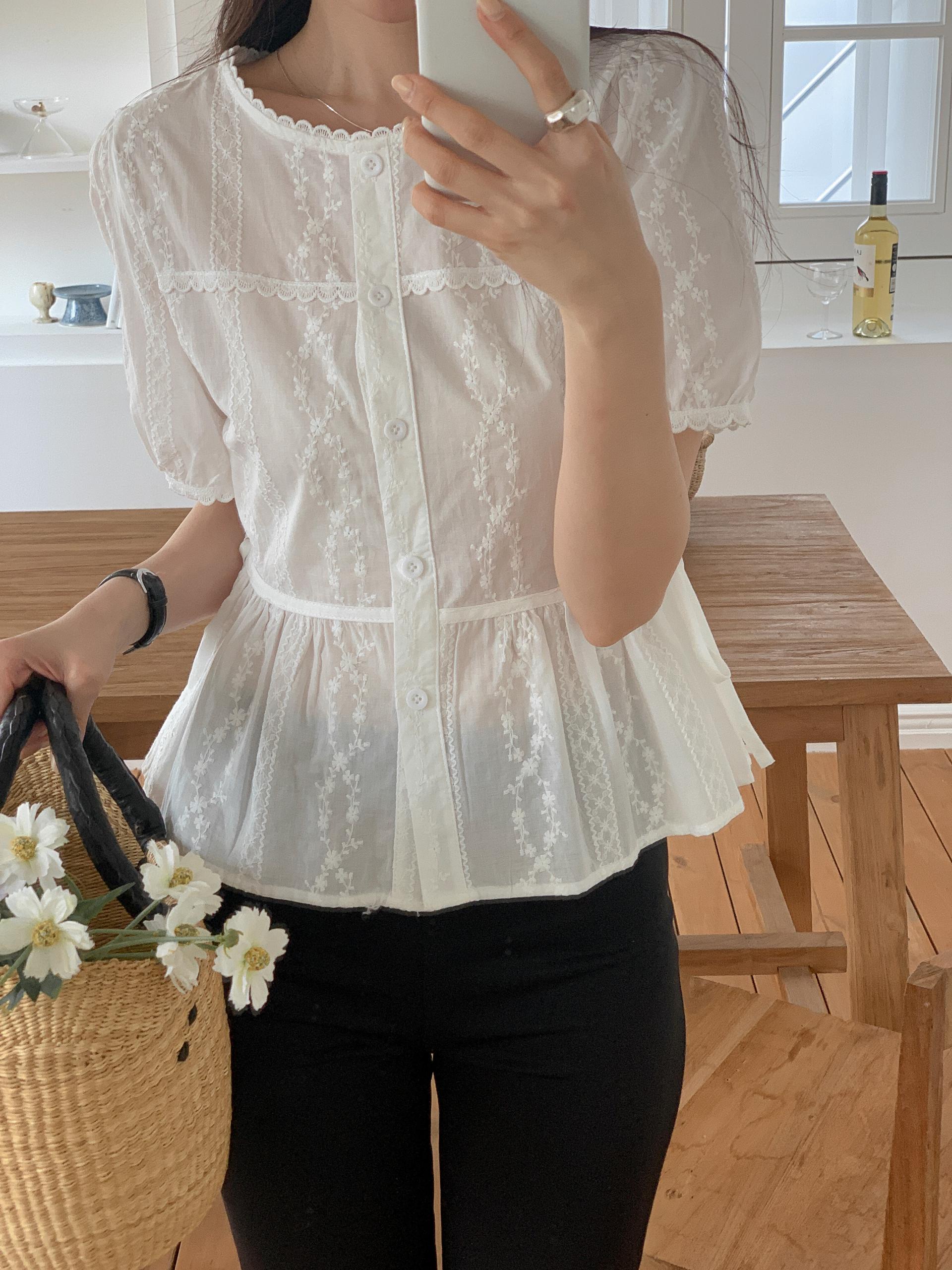 Sweet Lace Garden Blouse - 스위트 레이스 가든 블라우스
