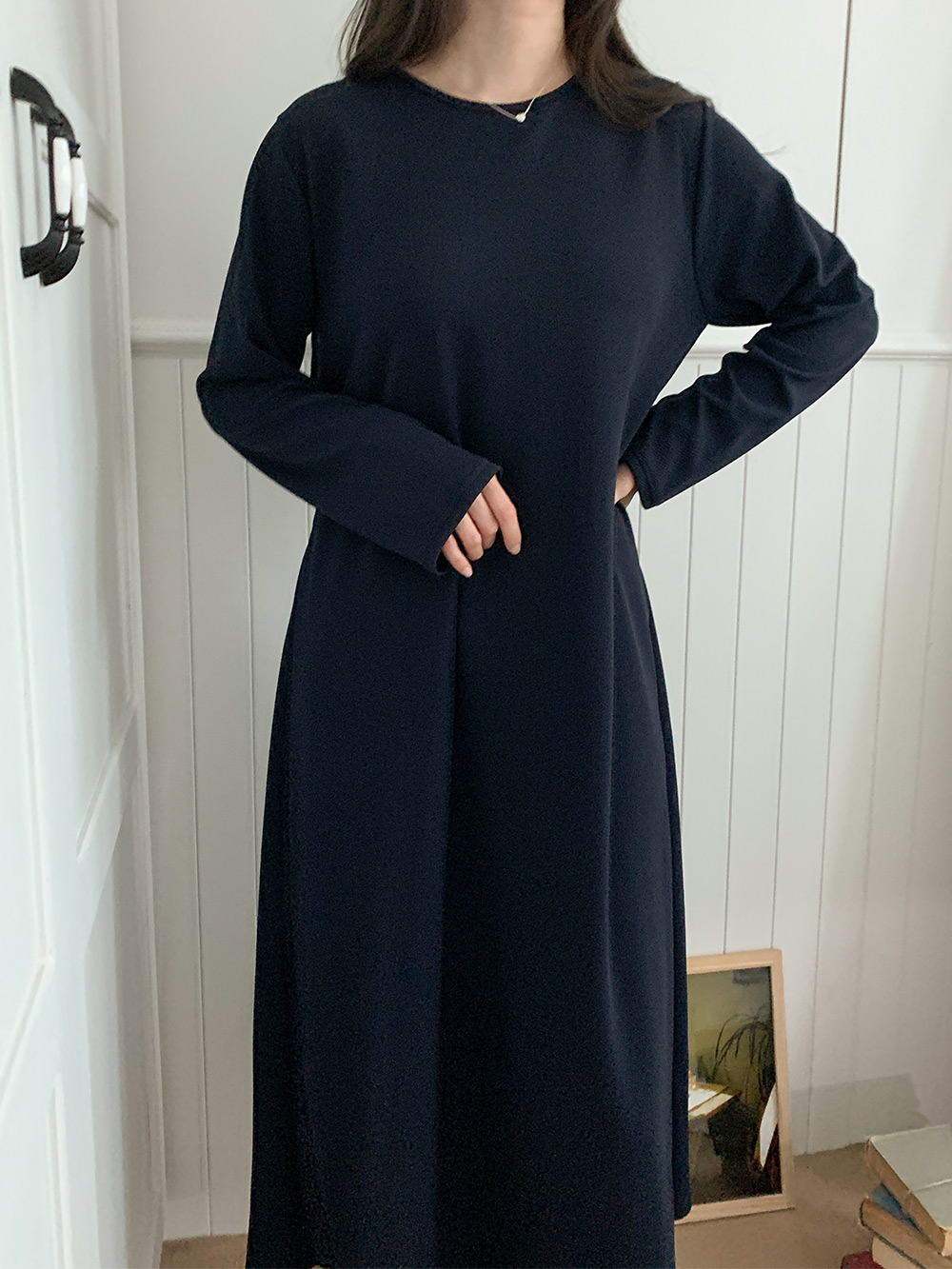 Pleated Back Ribbon Dress - 플리츠 백 리본 원피스