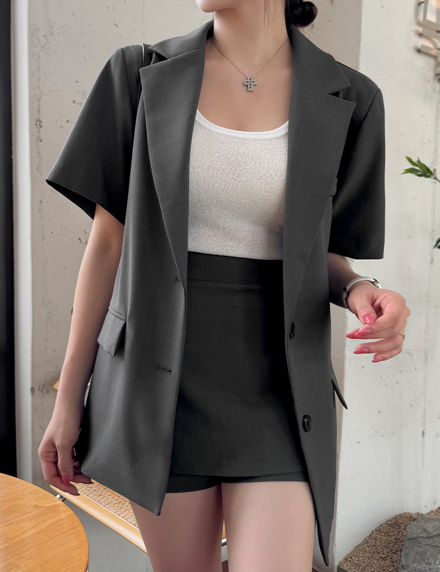 City Light Split Back Short Sleeve Blazer - 시티 라이트 스플릿 백 숏 슬리브 블레이저