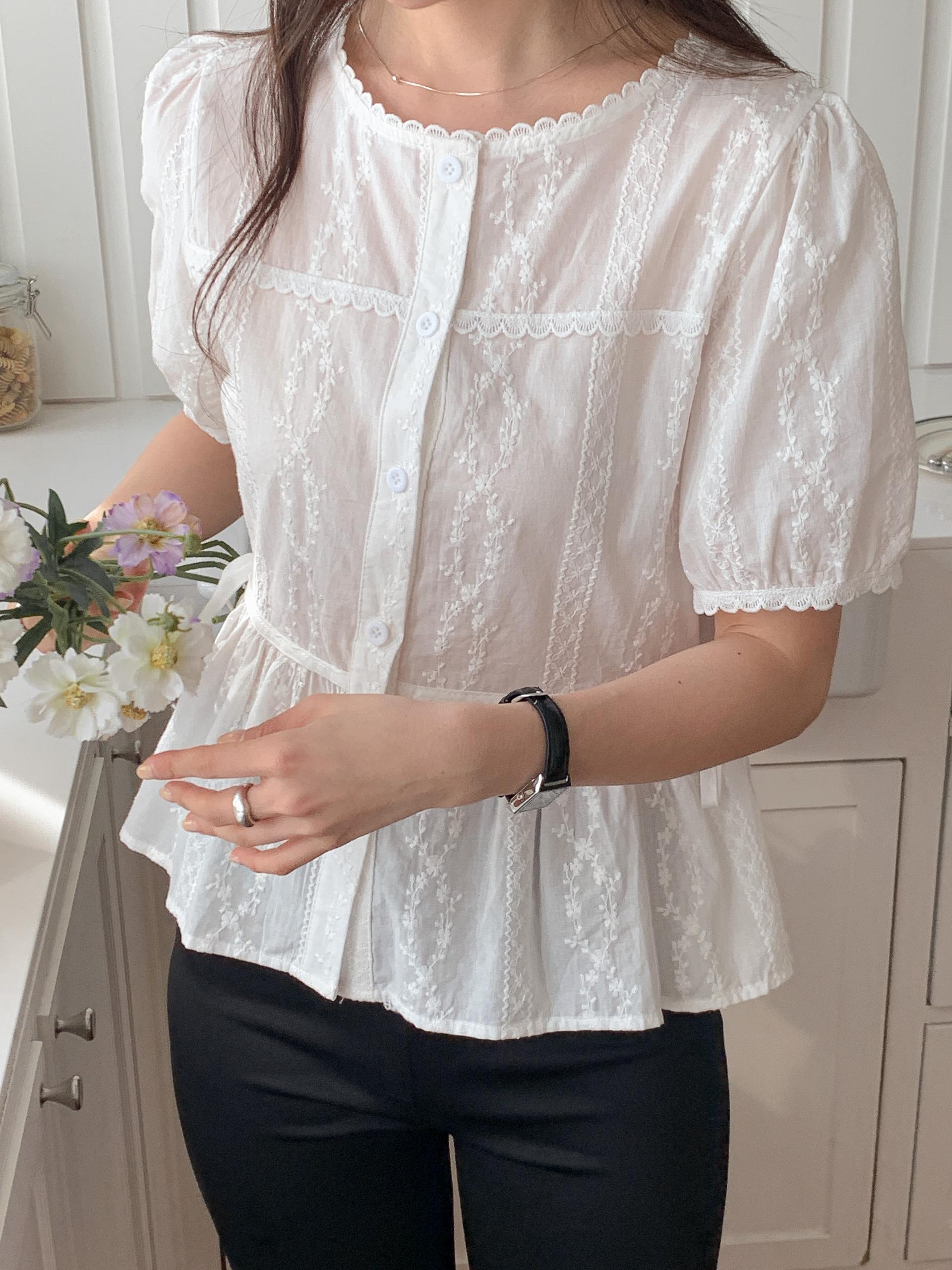 Sweet Lace Garden Blouse - 스위트 레이스 가든 블라우스