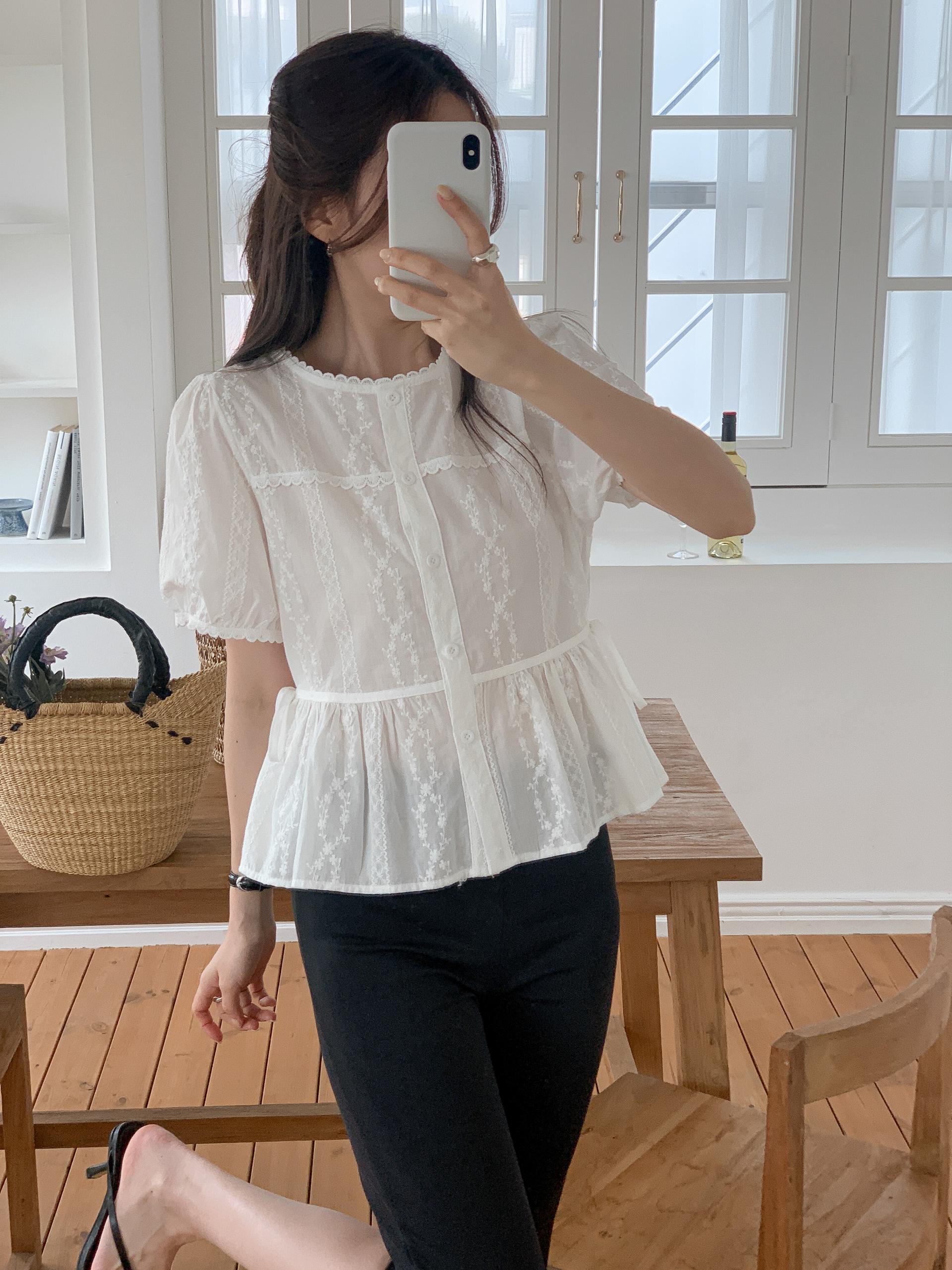 Sweet Lace Garden Blouse - 스위트 레이스 가든 블라우스