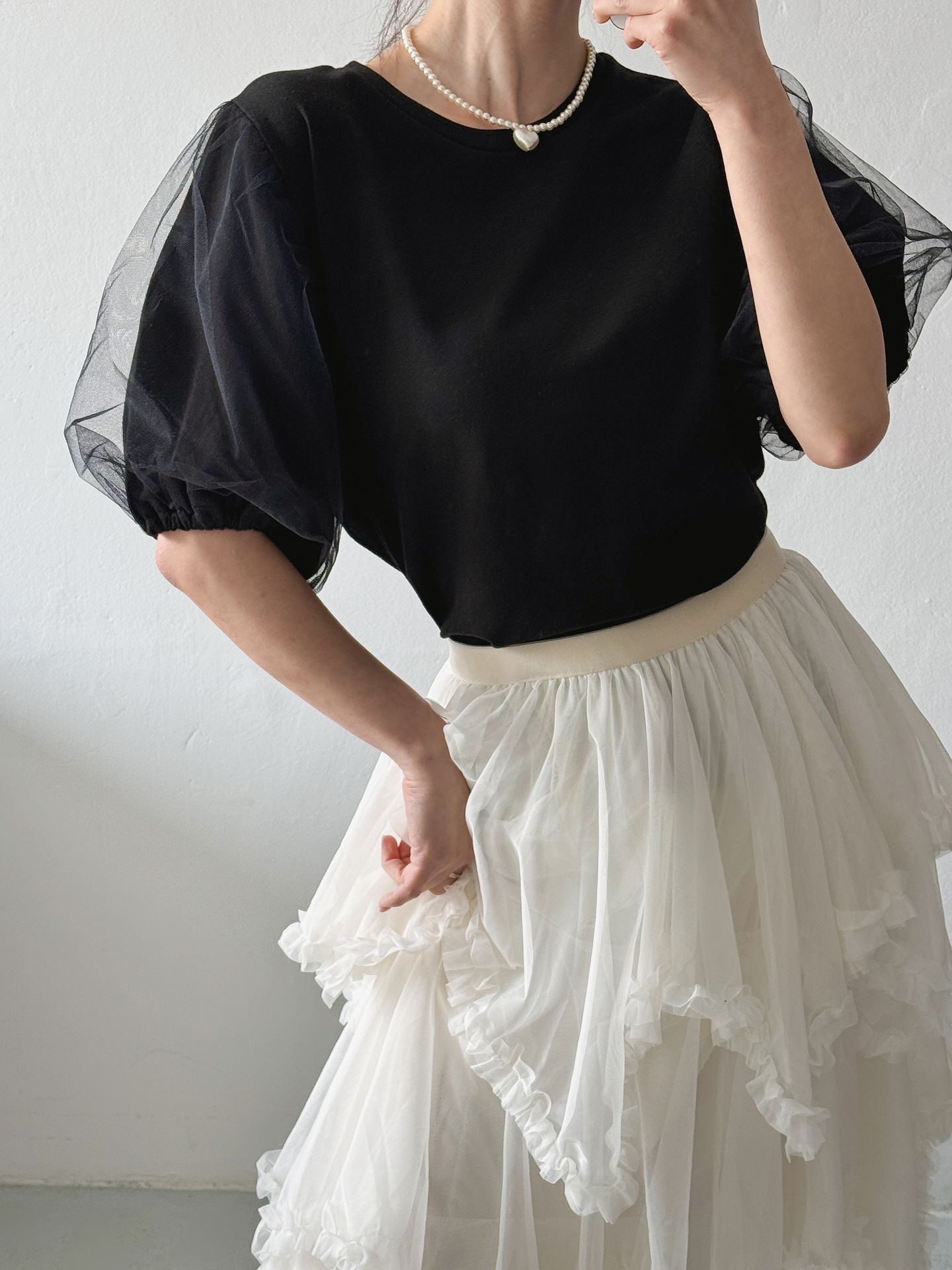 Soft Muse Organza Sleeve Top - 소프트 뮤즈 오간자 슬리브 탑(국내제작)