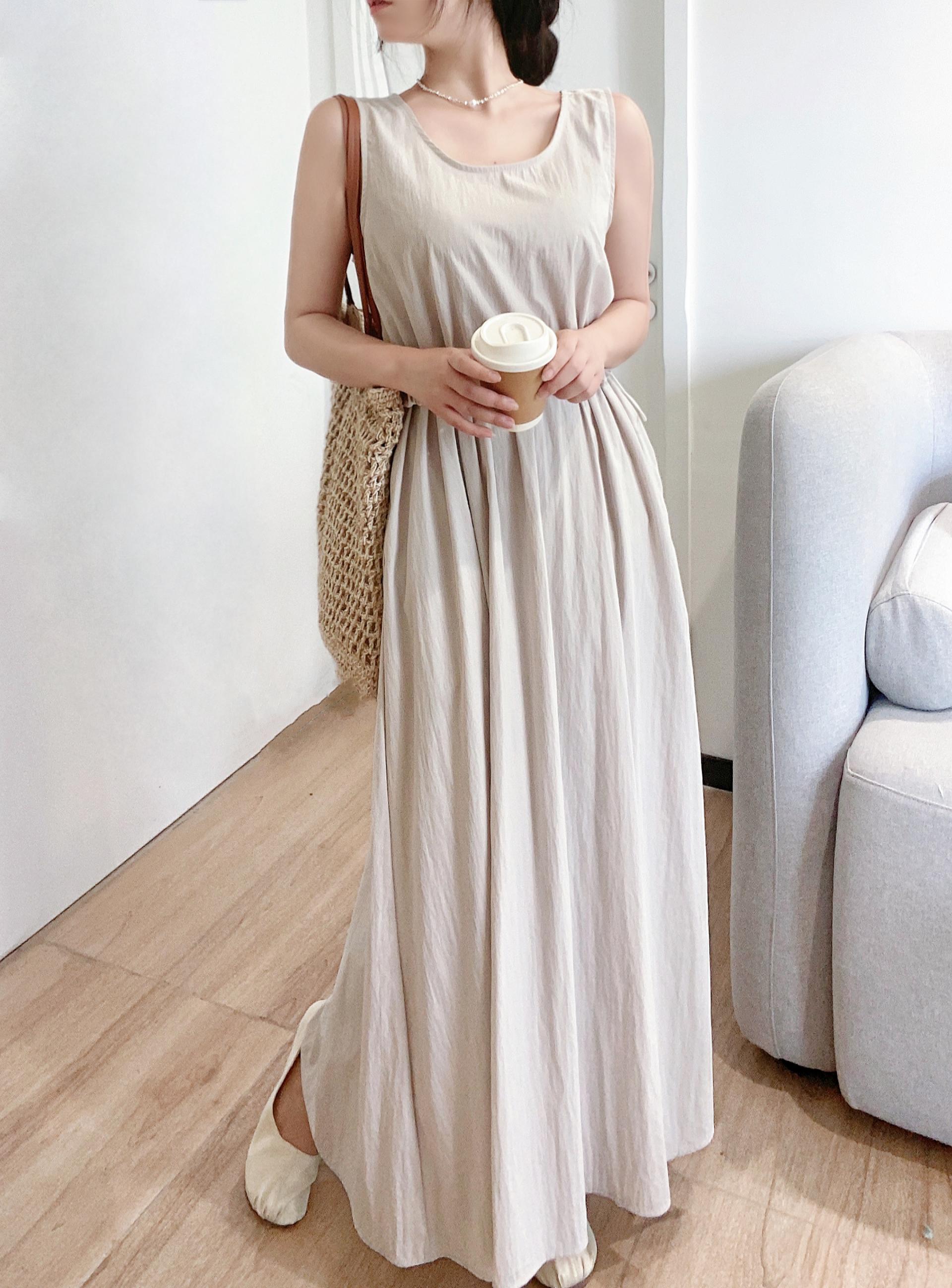 Soft Shirring Sleeveless Dress - 소프트 셔링 슬리브리스 원피스 🤍