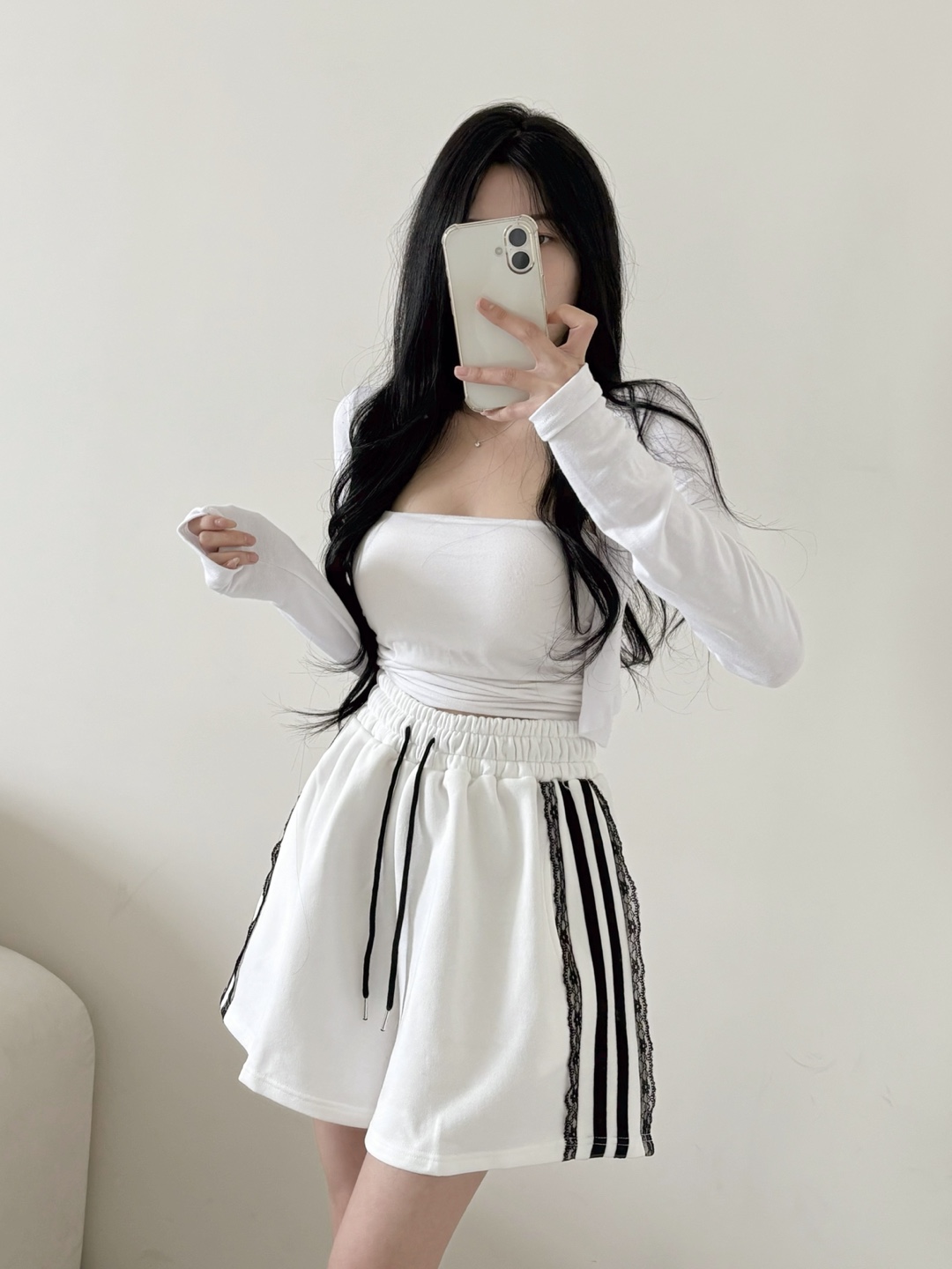 Lace Stripe Easy Shorts - 레이스 스트라이프 이지 쇼츠