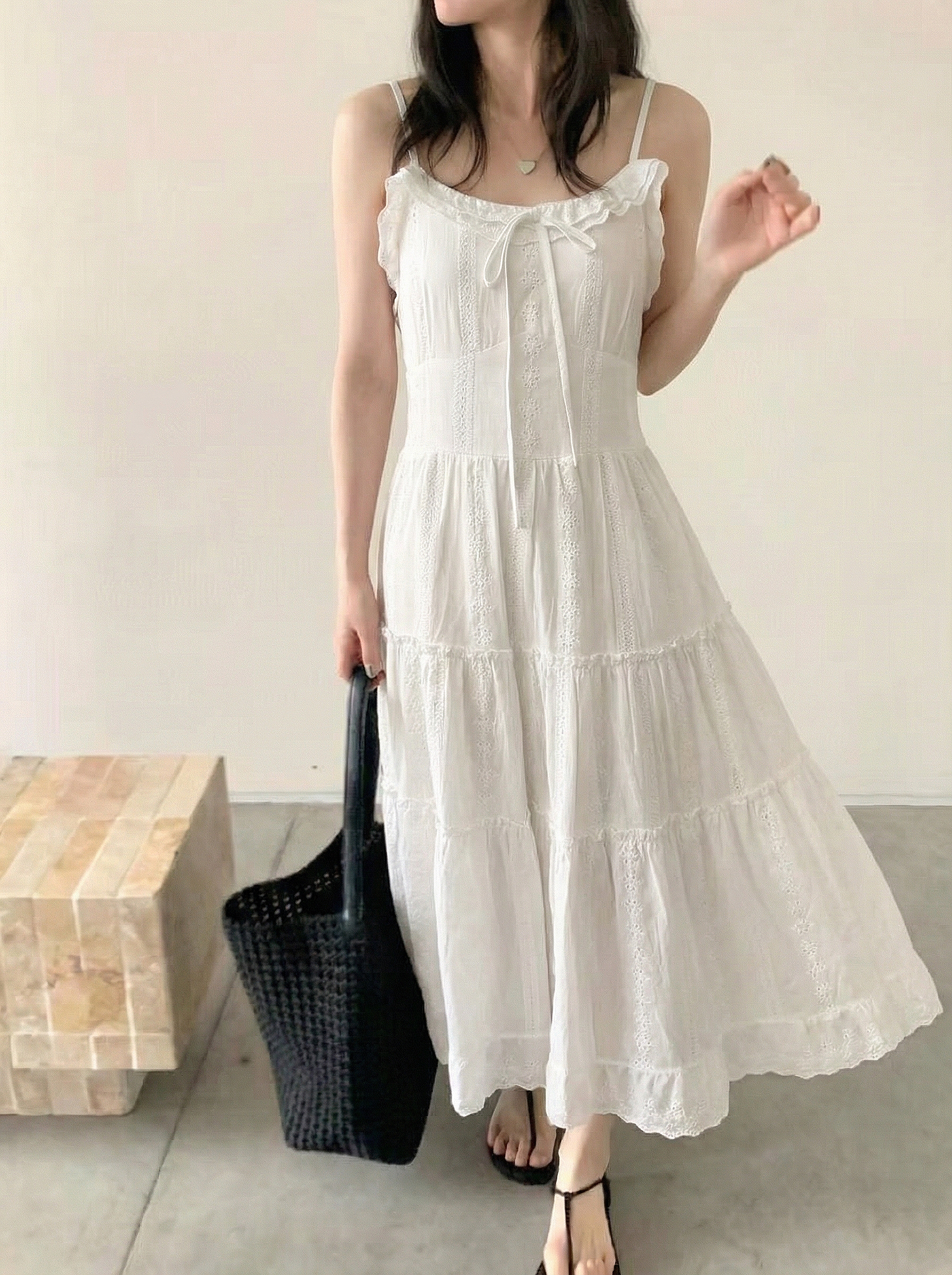 Feminine Bow Eyelet Tiered Dress - 페미닌 보우 아일렛 티어드 원피스