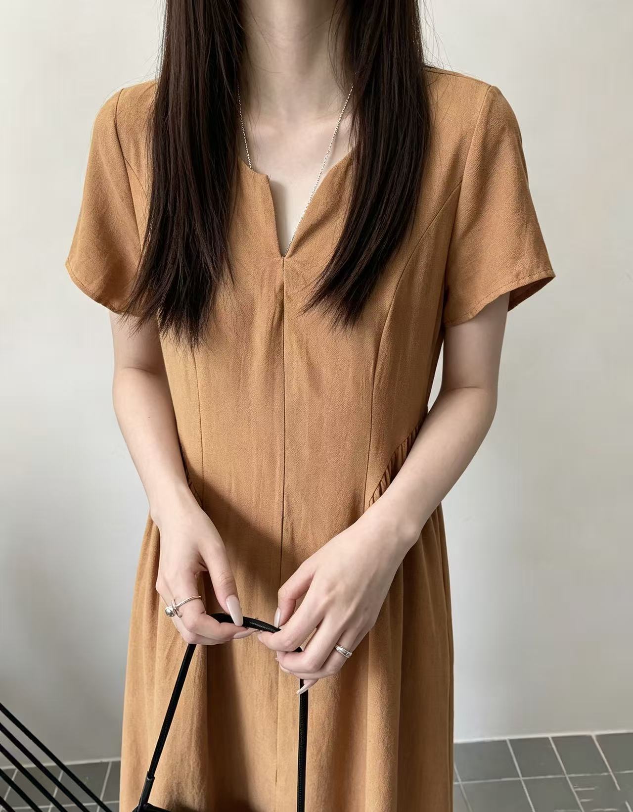 Minimal Slit Neck Maxi Dress - 미니멀 슬릿 넥 맥시 원피스