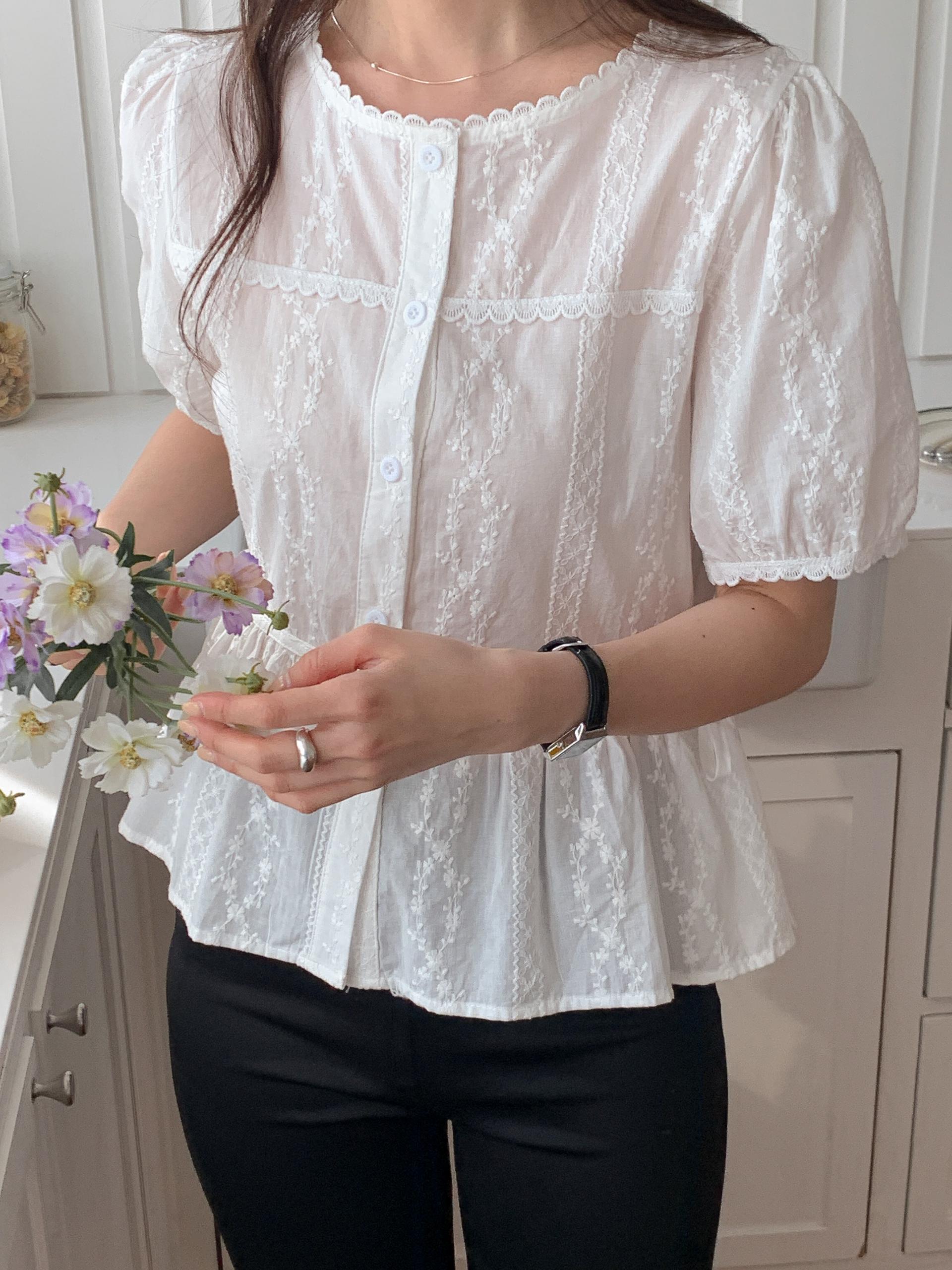 Sweet Lace Garden Blouse - 스위트 레이스 가든 블라우스