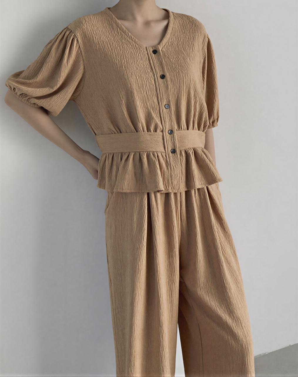 Cozy Muse Peplum Pants Set - 코지 뮤즈 페플럼 팬츠 세트