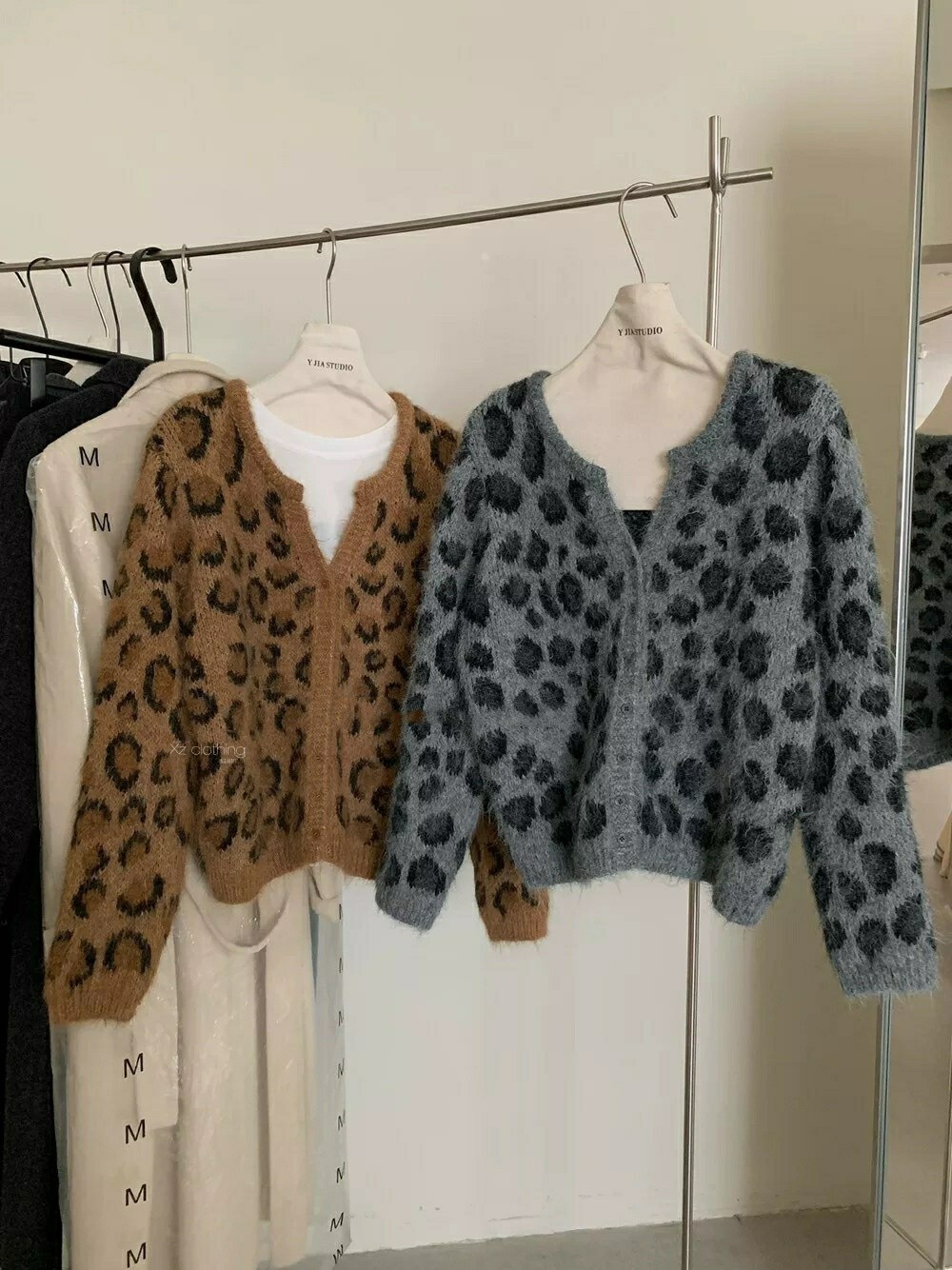 Fluffy Leopard Cardigan - 플러피 레오파드 가디건