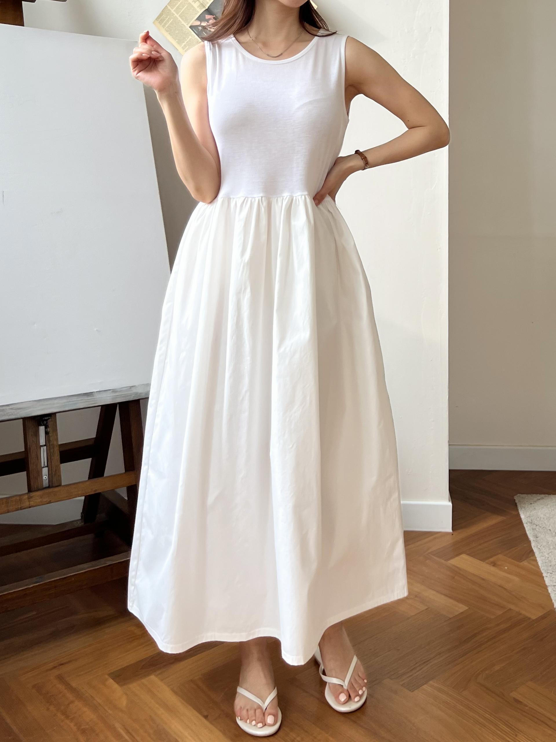 Simple Grace A-Line Maxi Dress - 심플 그레이스 A라인 맥시 원피스