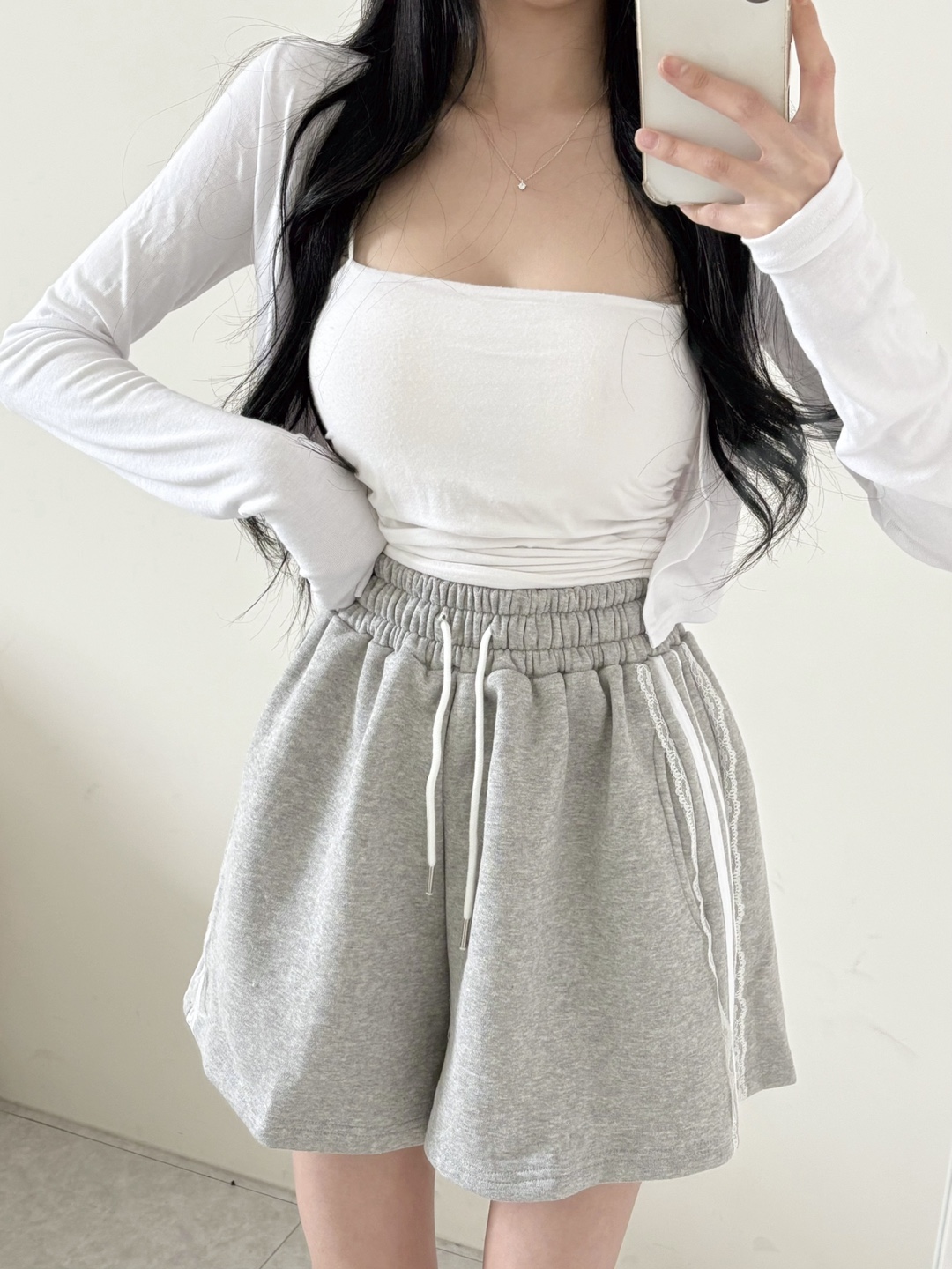 Lace Stripe Easy Shorts - 레이스 스트라이프 이지 쇼츠