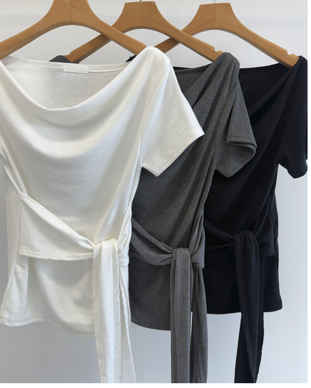Daily Drape Side Ribbon Tee - 데일리 드레이프 사이드 리본 티
