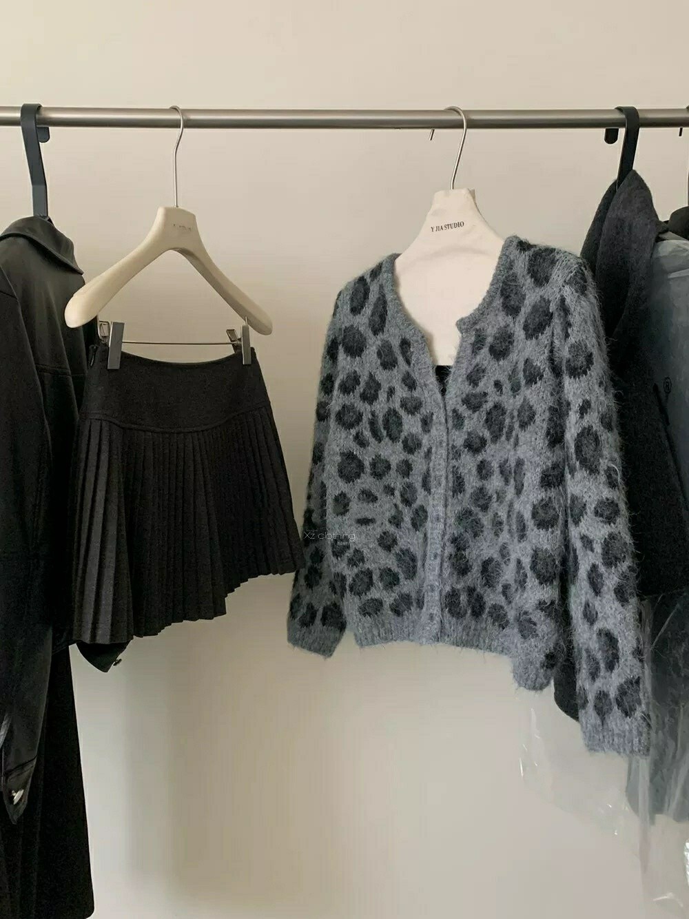 Fluffy Leopard Cardigan - 플러피 레오파드 가디건