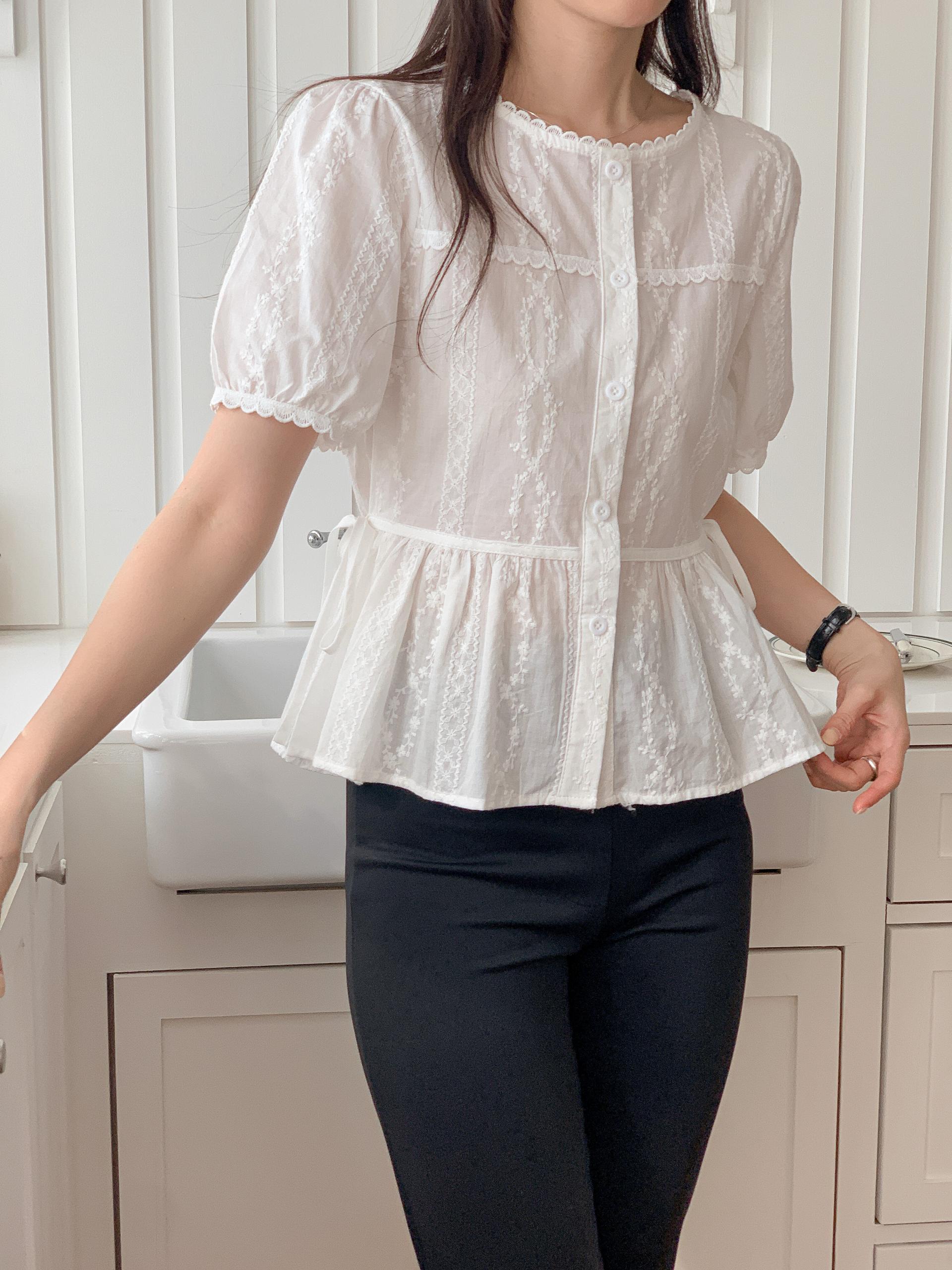 Sweet Lace Garden Blouse - 스위트 레이스 가든 블라우스