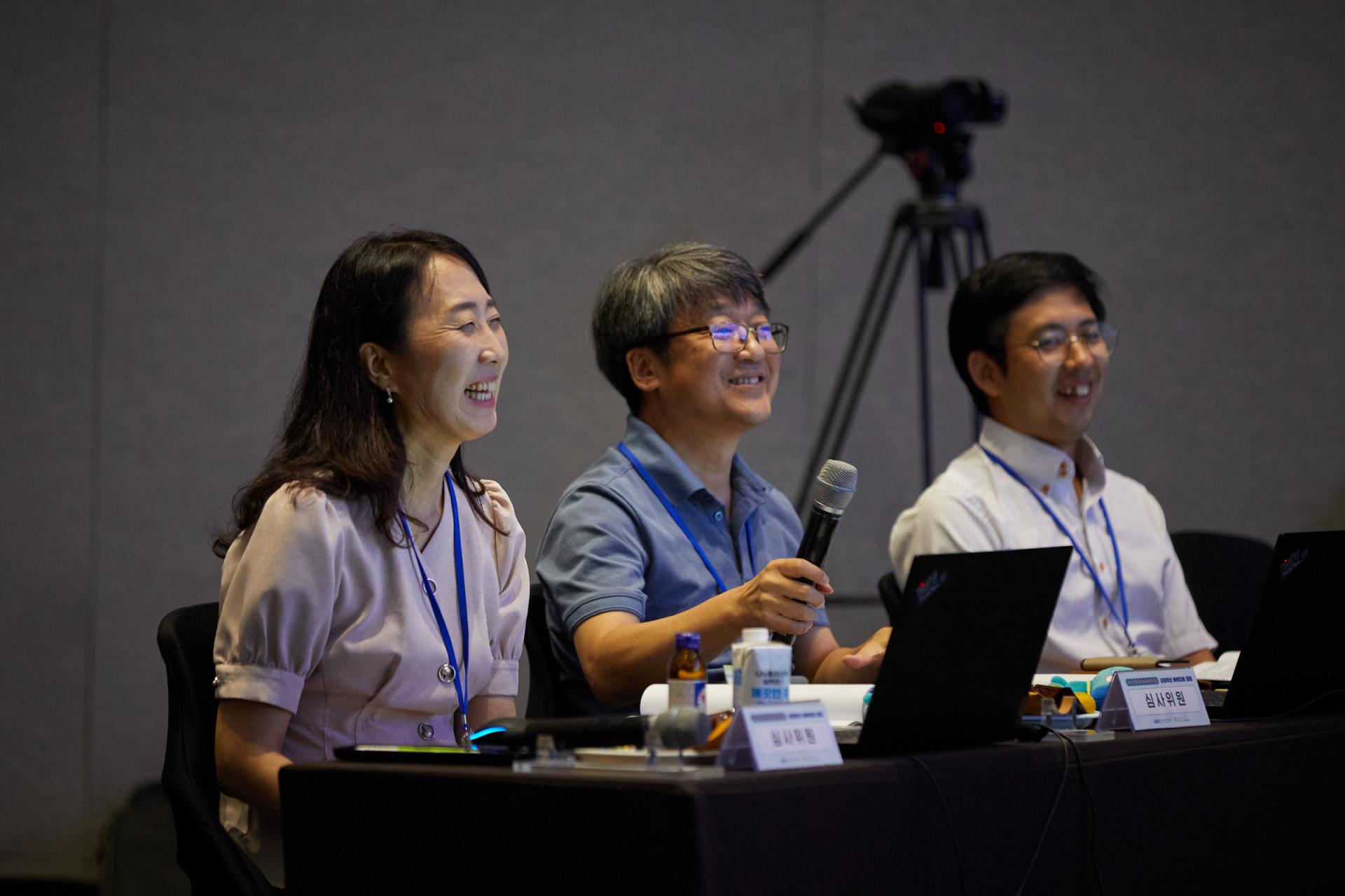 0414ebe39403e.jpg