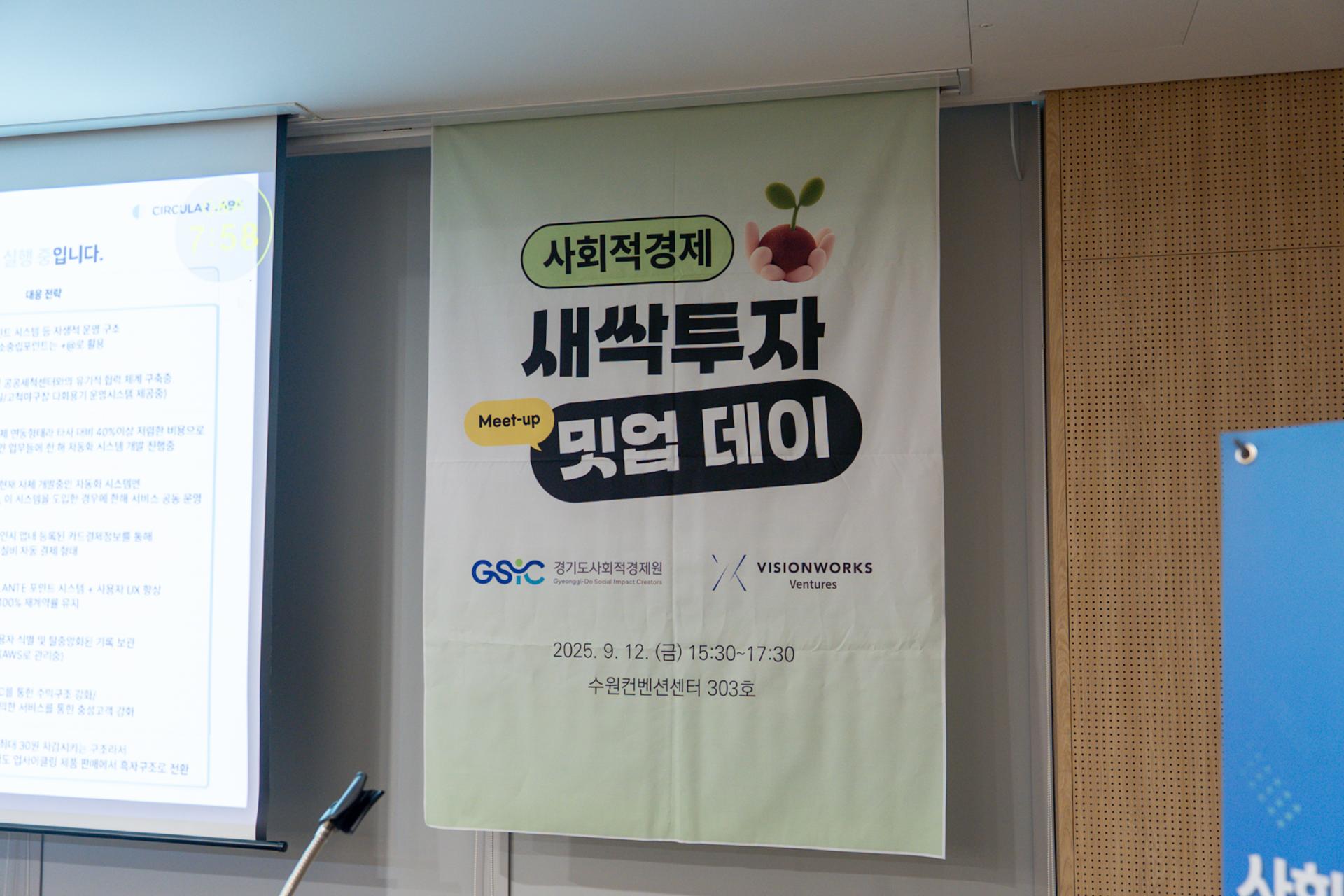 2dc81665bee55.jpg