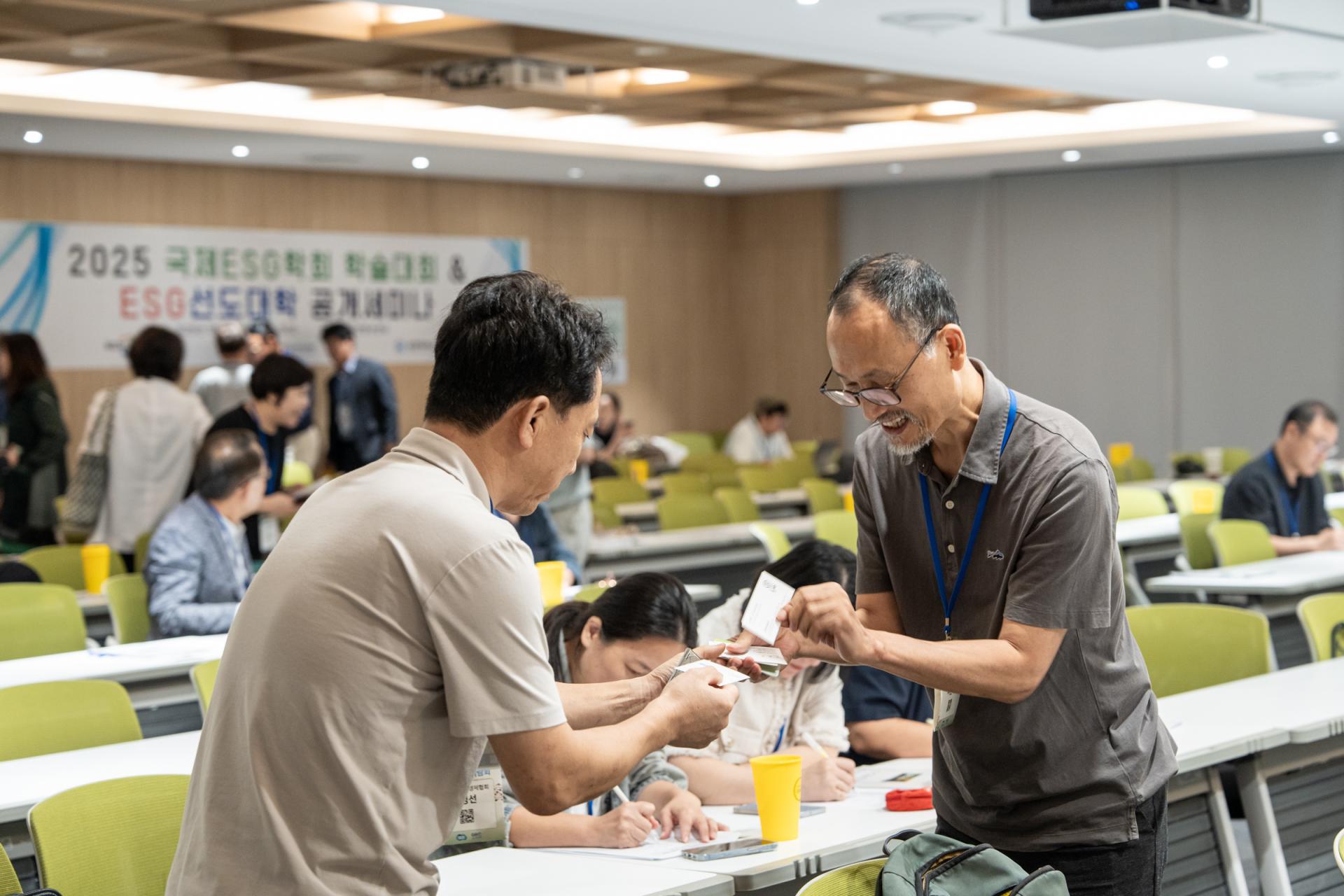 c32118b519e55.jpg