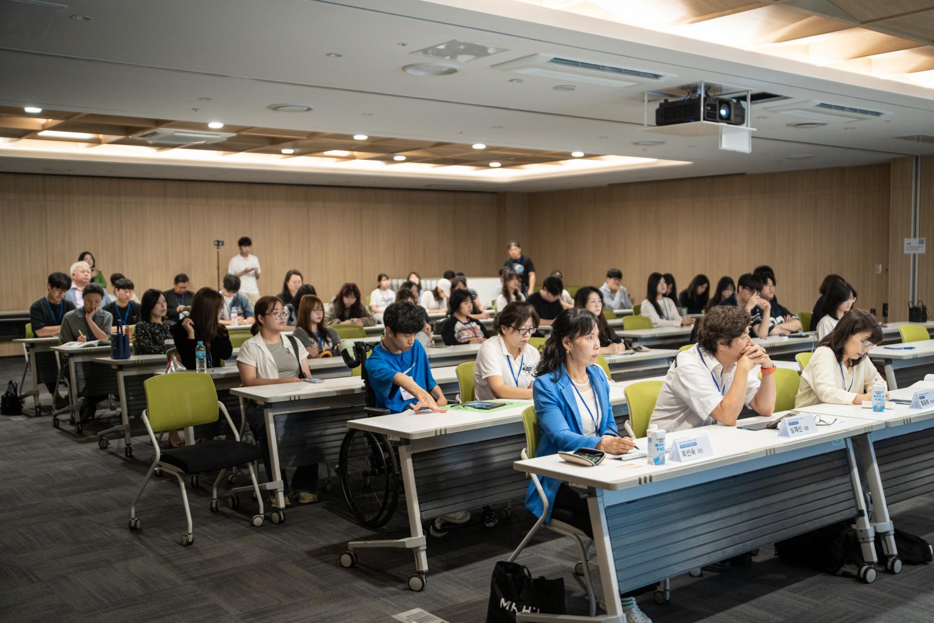 c9a98ae38d650.jpg