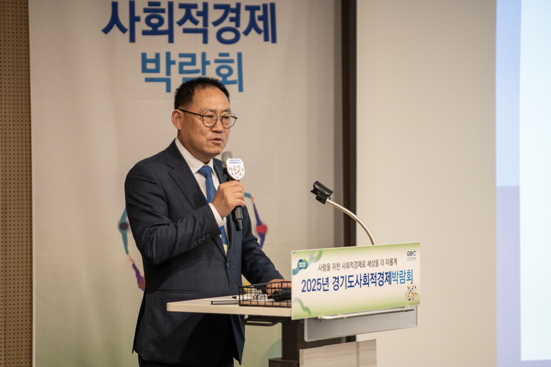 ebe59dc177031.jpg