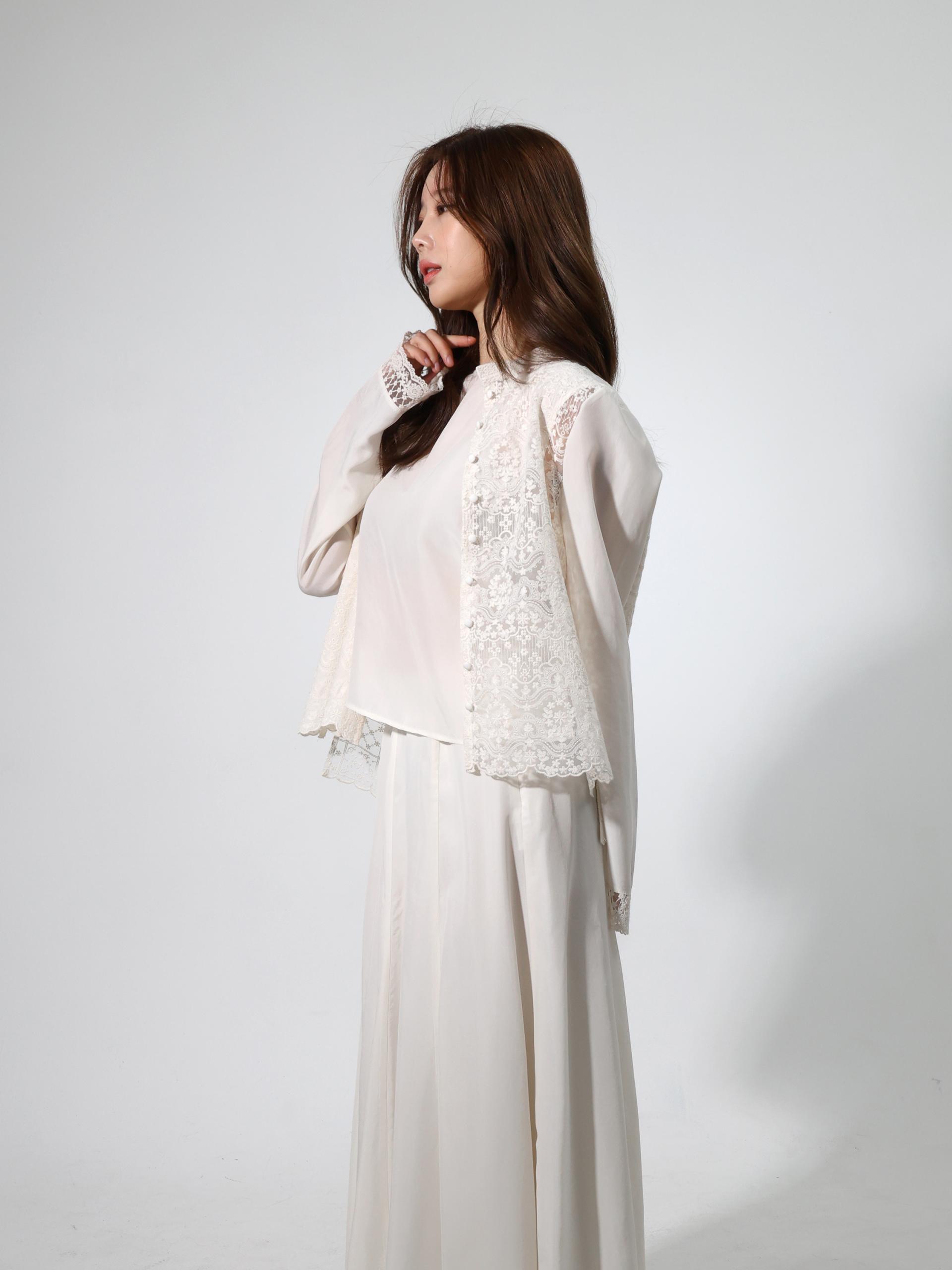 Poet Lace Blouse ( 포엣 레이스 블라우스 )