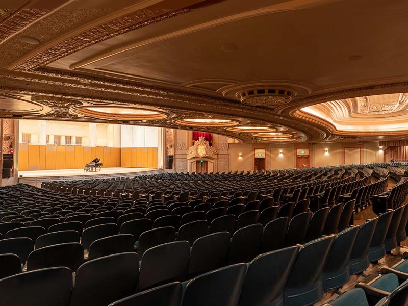 1_schnitzer_hall_152328_162621.jpg