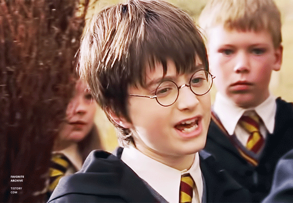 "문이 열리네요 해리가 들어오죠." 수준인 해리포터 오디션.gif | 인스티즈