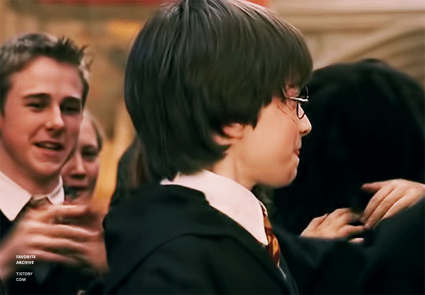 "문이 열리네요 해리가 들어오죠." 수준인 해리포터 오디션.gif | 인스티즈