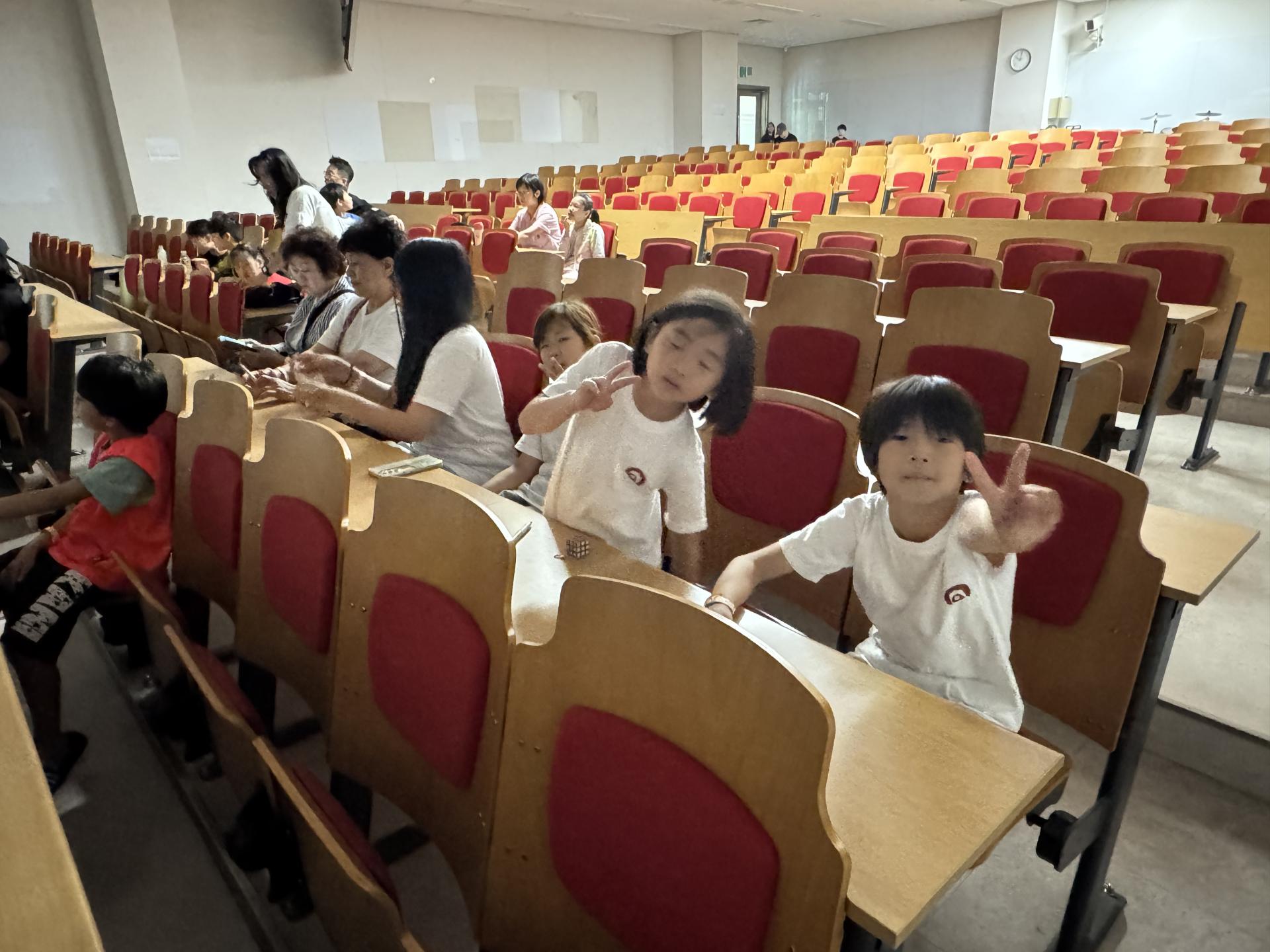 6757aa960bdcd.jpg