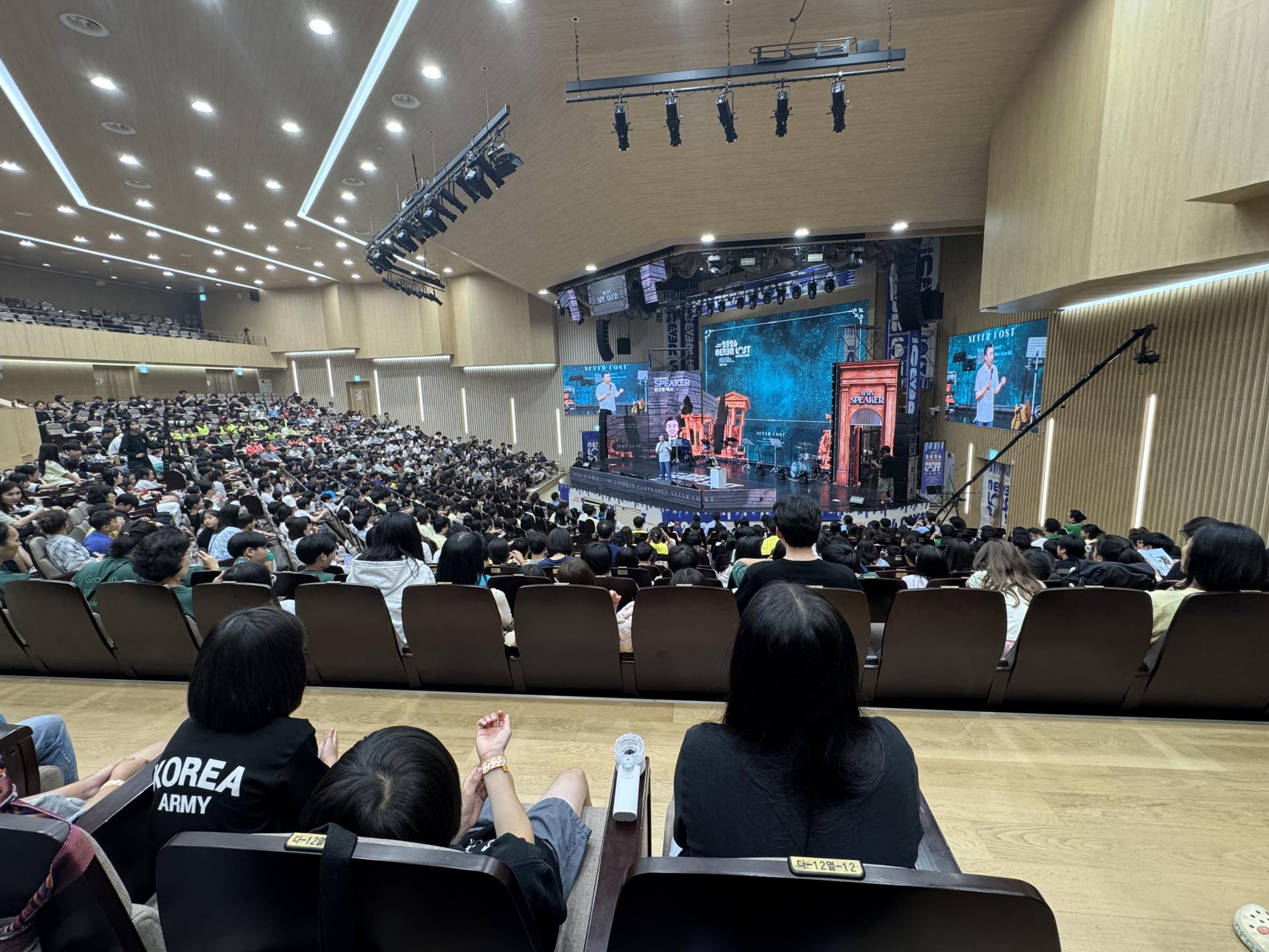 a0aeca582a74a.jpg