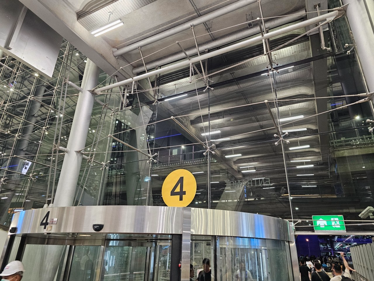 ์ฌ์ฉ์๊ฐ ์ฌ๋ฆฐ ์ด๋ฏธ์ง