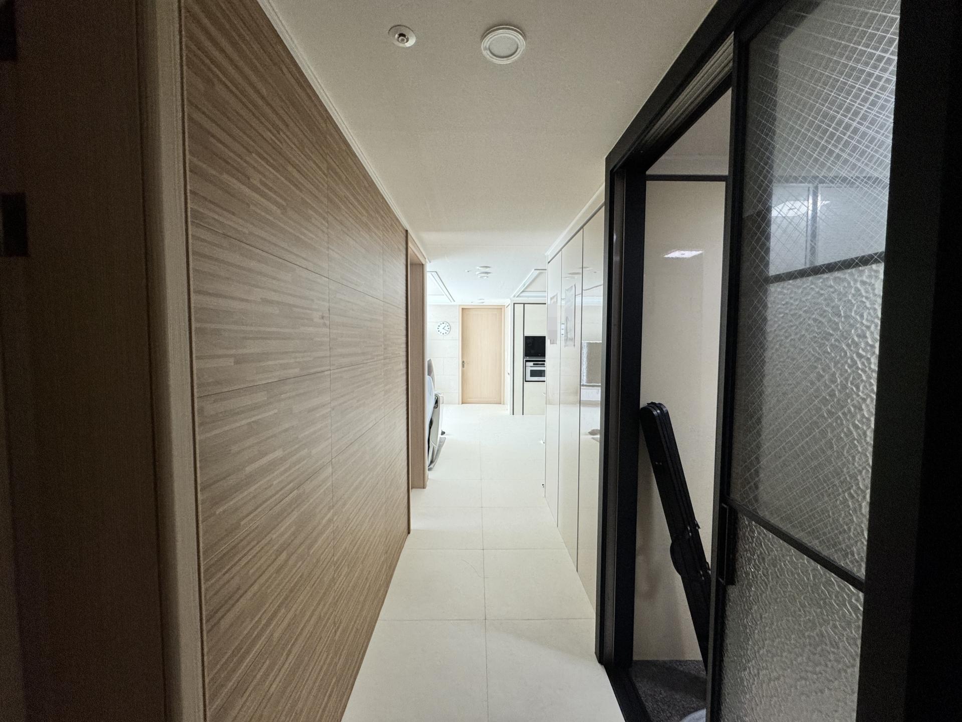 16f5566f2b942.jpg