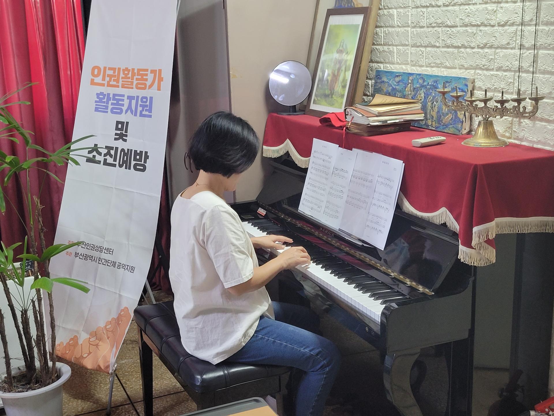 ff8a54d542a10.jpg