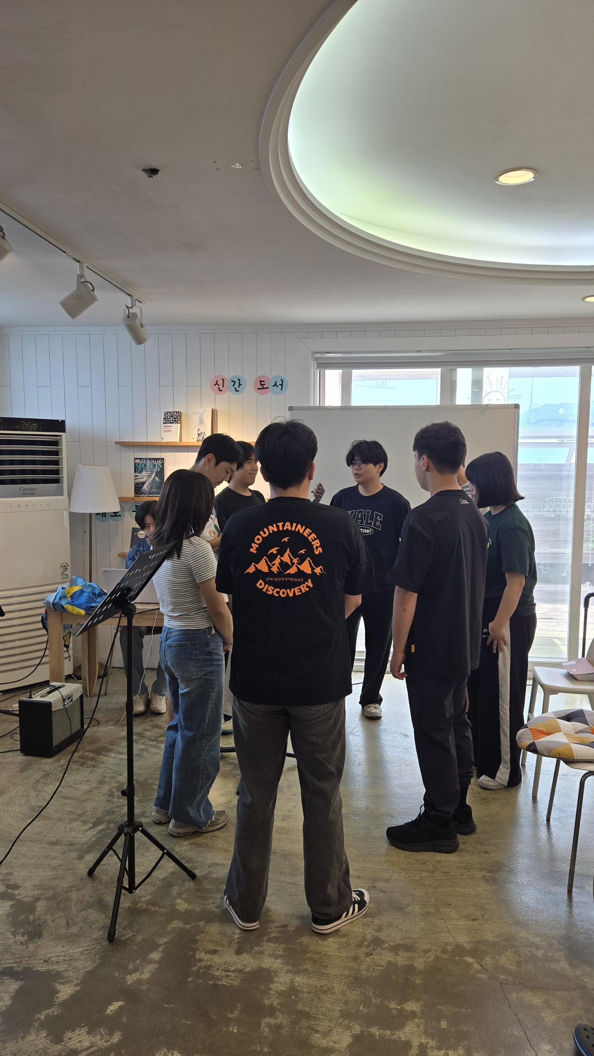 198b86934d5d1.jpg