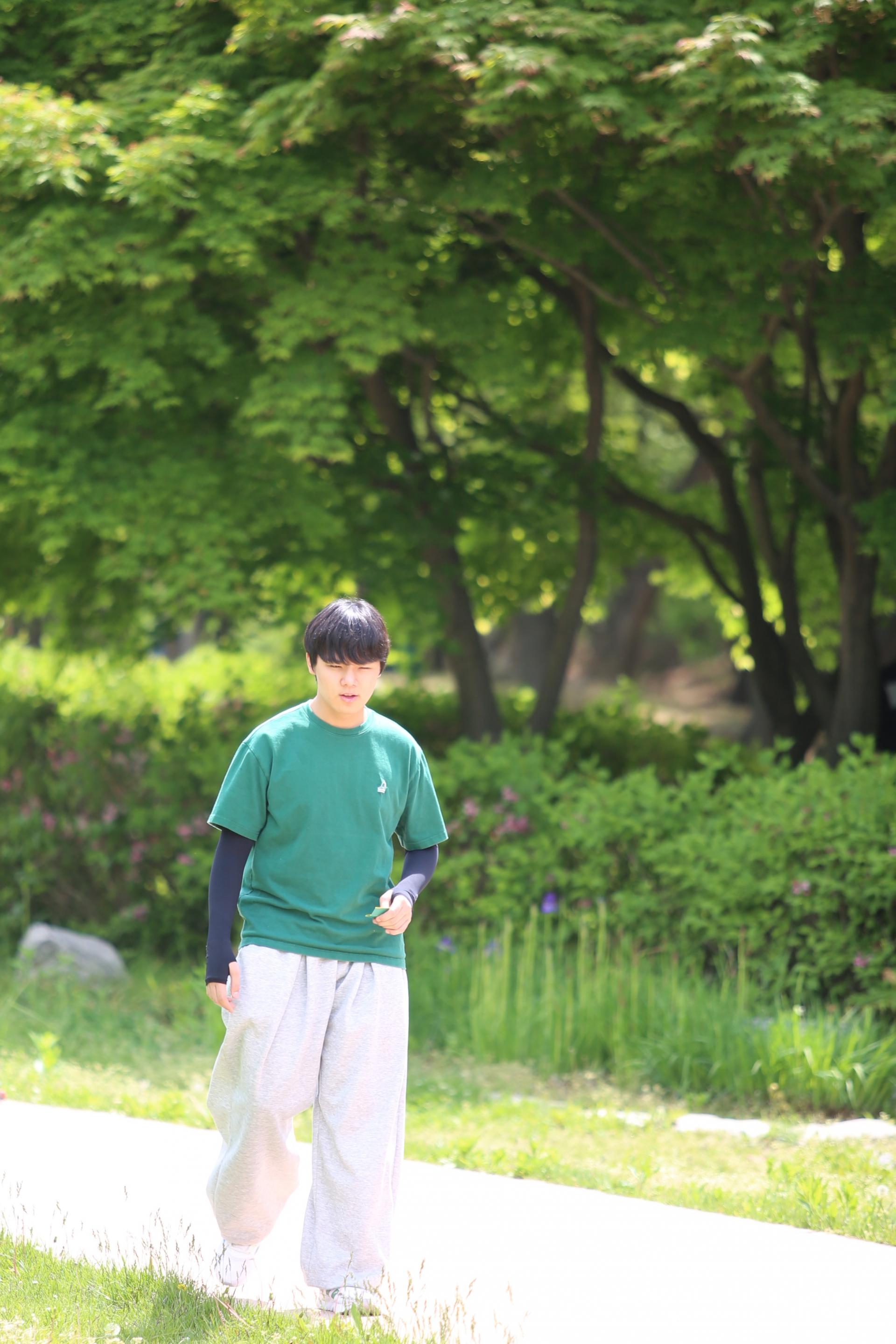23039bcde7c49.jpg