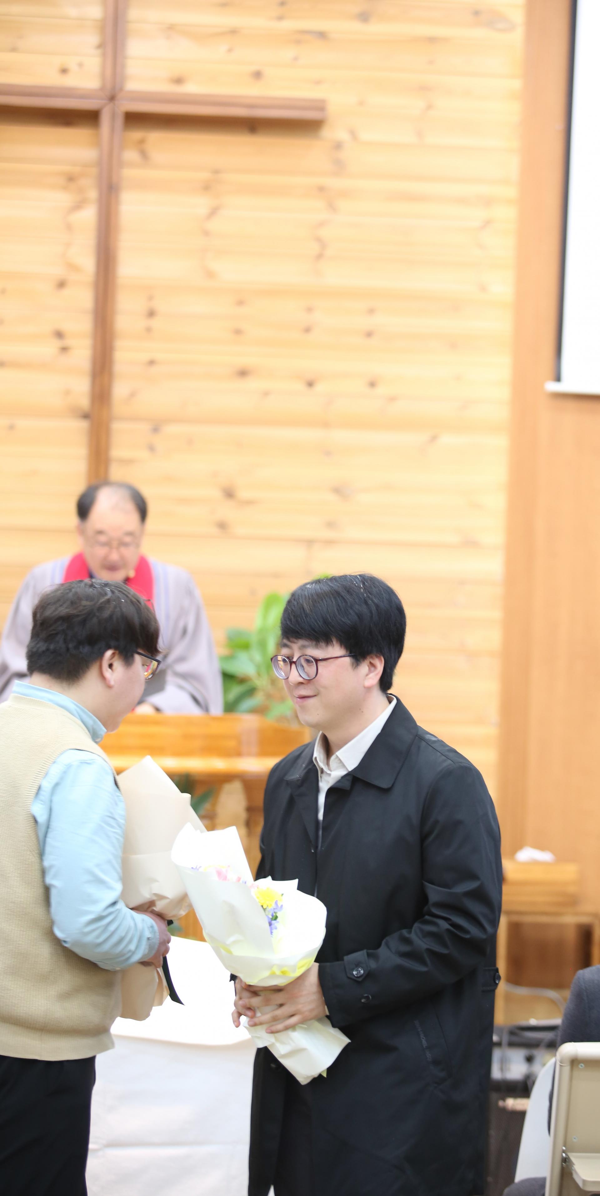 8b347835df732.jpg