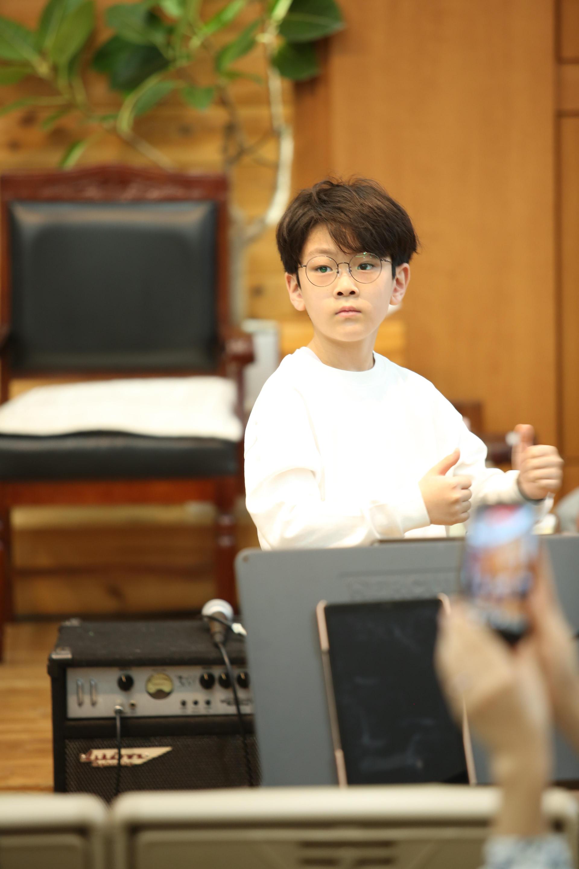 a7160cb0c344d.jpg